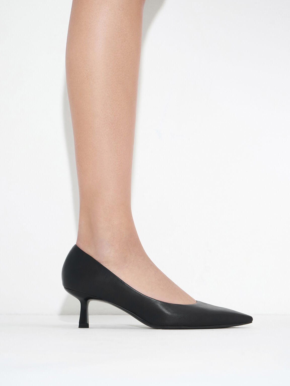 CHARLES & KEITH Premium / Emmy Pointed Kitten Heel Pumps - Black