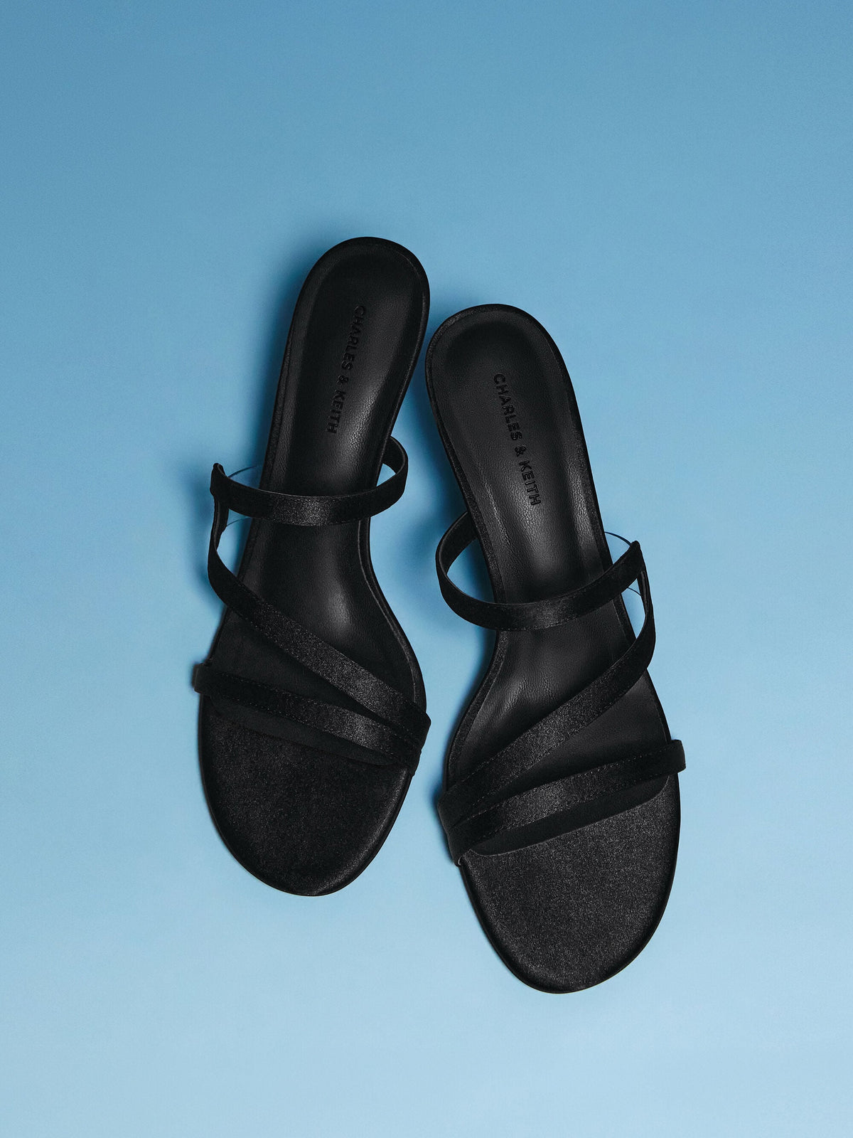 CHARLES & KEITH Everyday / Arden Satin Wavy Heeled Mules - Black Textured