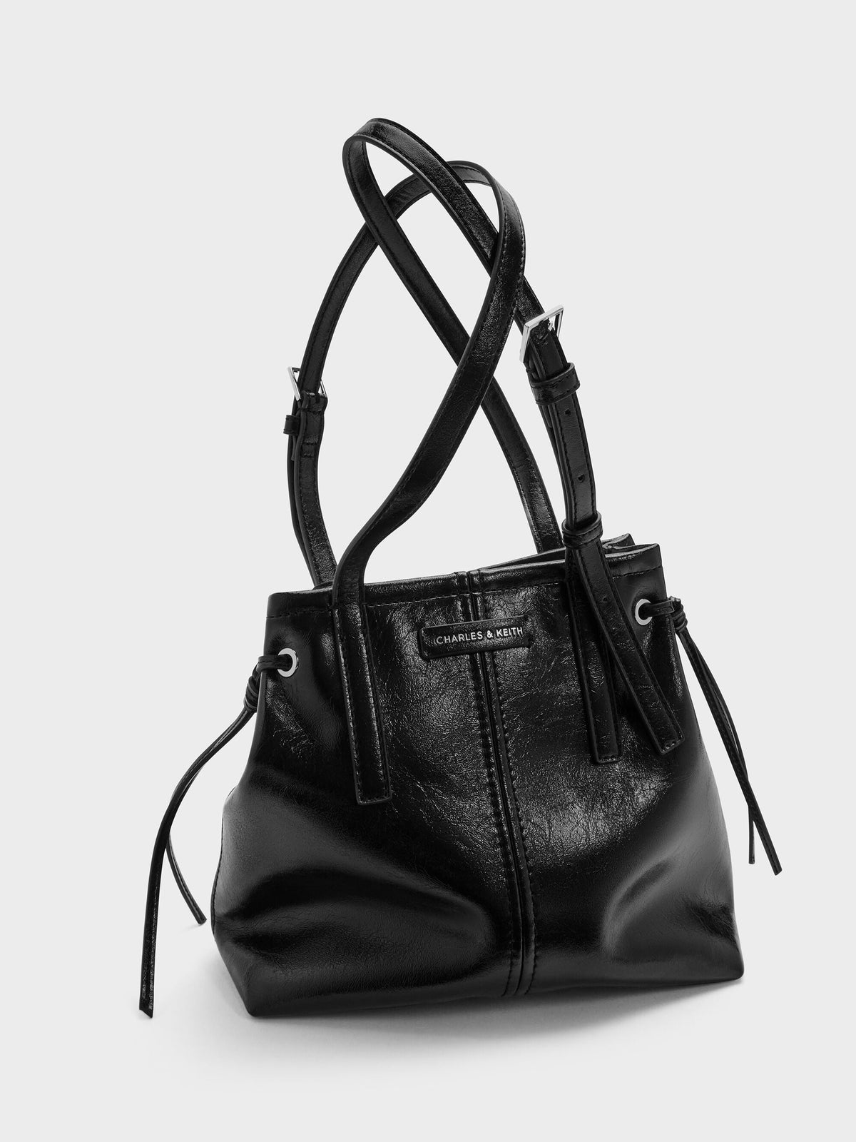 CHARLES & KEITH Recommended / Noane Elongated-Handle Tote Bag - Noir