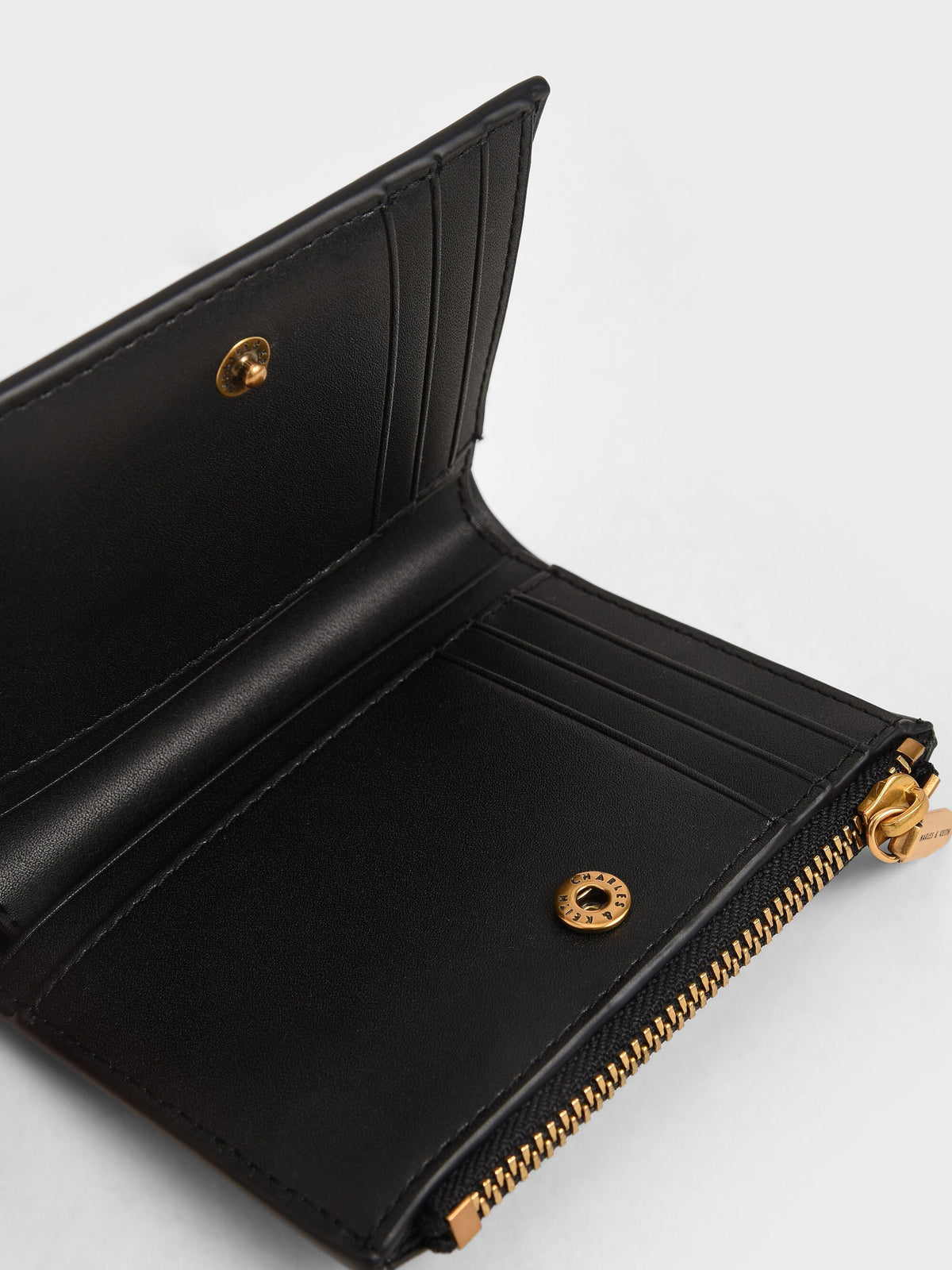 CHARLES & KEITH Deals / Harmonee Top-Zip Small Wallet - Black