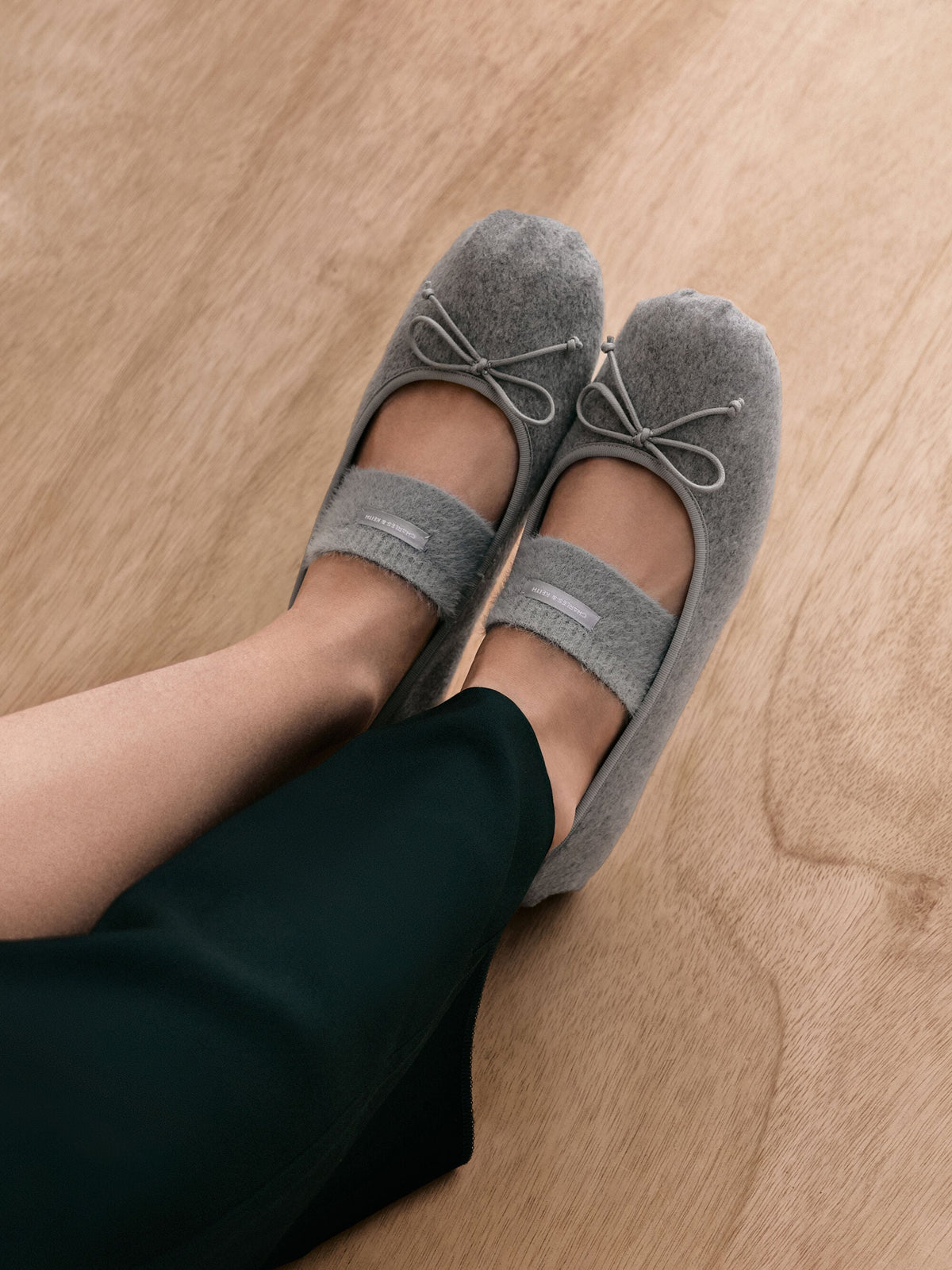 CHARLES & KEITH Top Pick / Winona Felt Mary Jane Flats - Light Grey