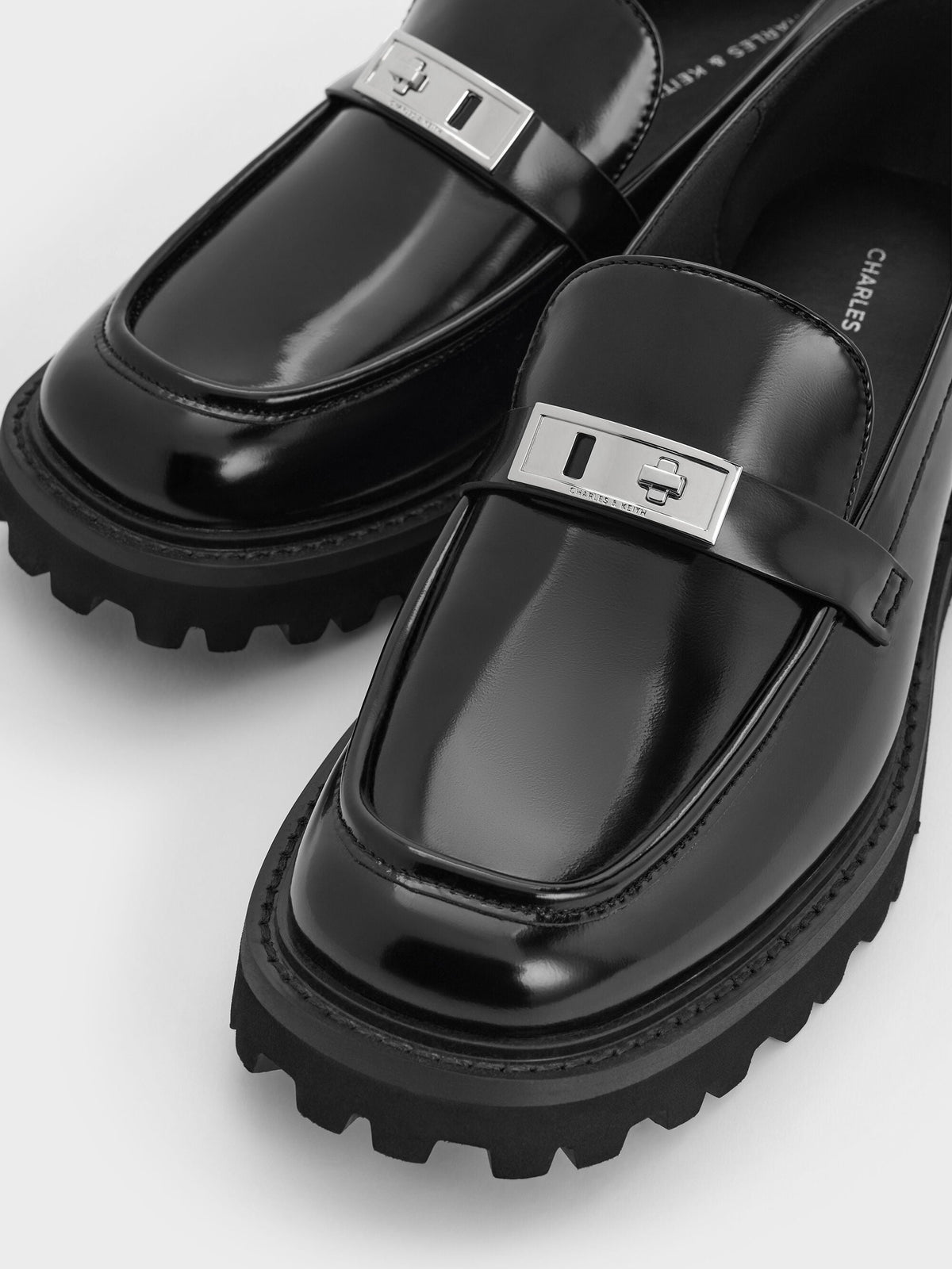 CHARLES & KEITH Signature / Lando Platform Loafers - Black Box
