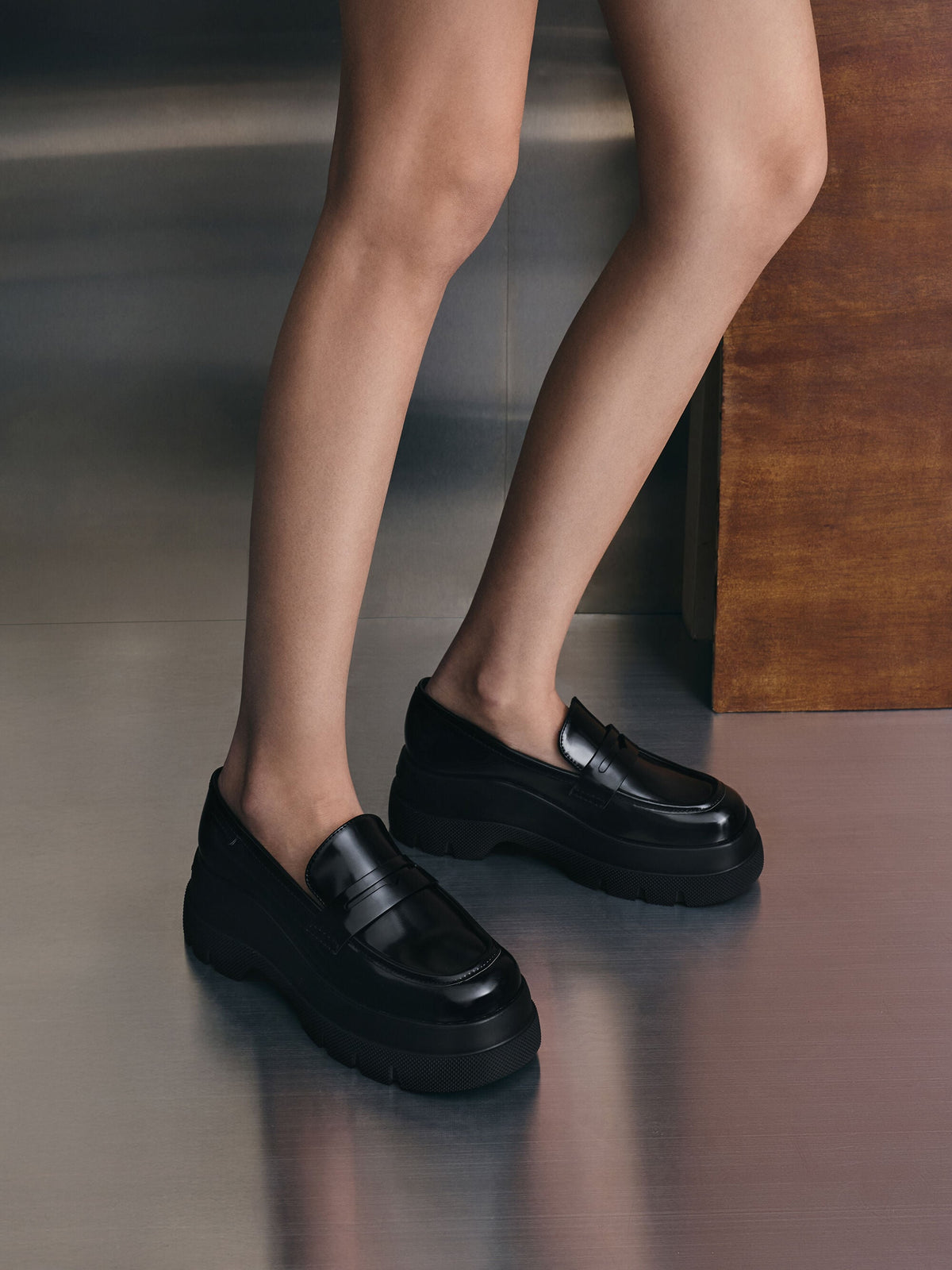 CHARLES & KEITH New / Leoi Platform Penny Loafers - Black Box