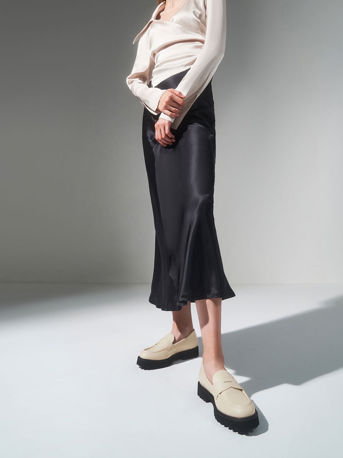 CHARLES & KEITH Popular / Chunky Penny Loafers - Chalk