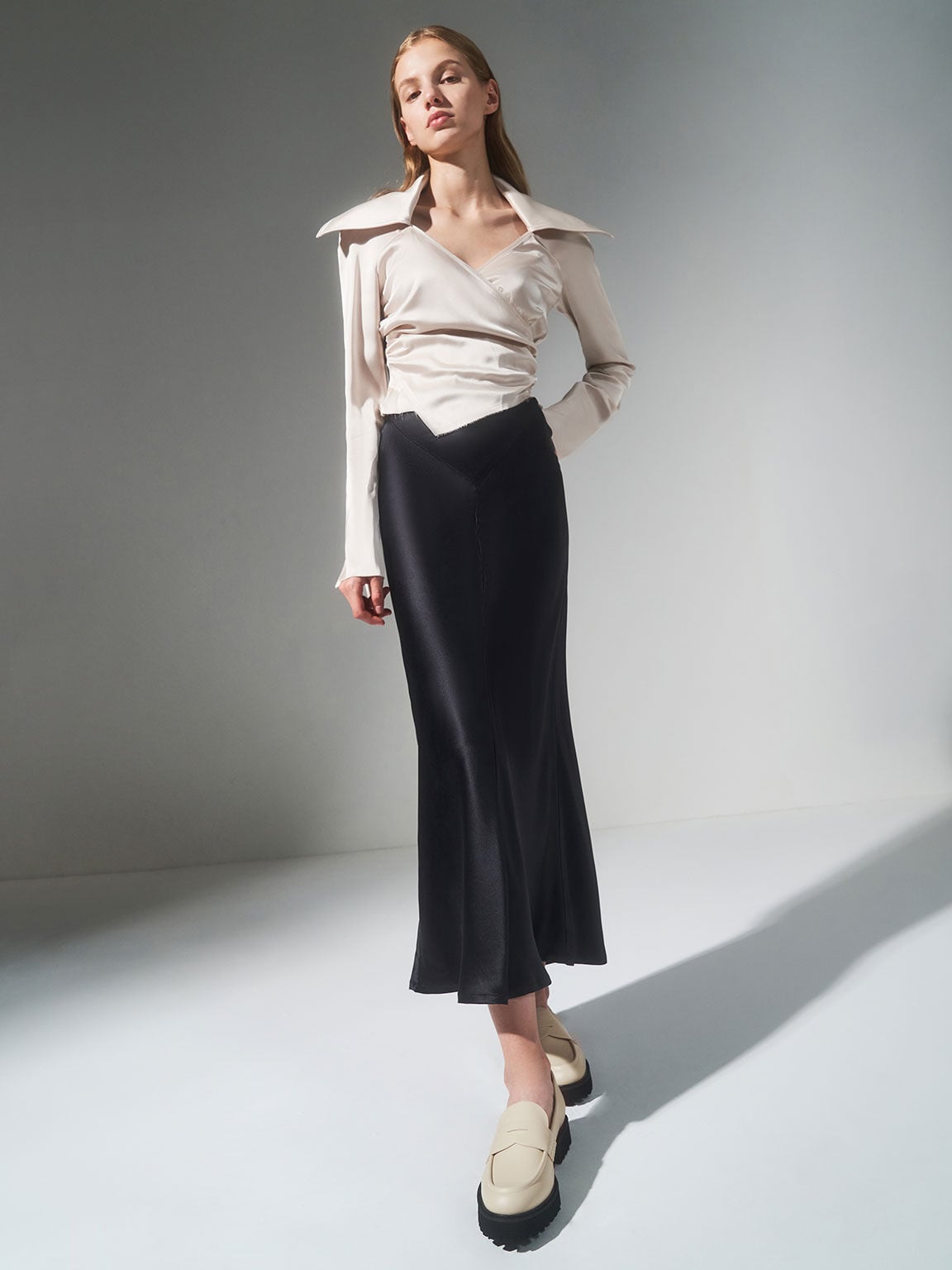 CHARLES & KEITH Popular / Chunky Penny Loafers - Chalk