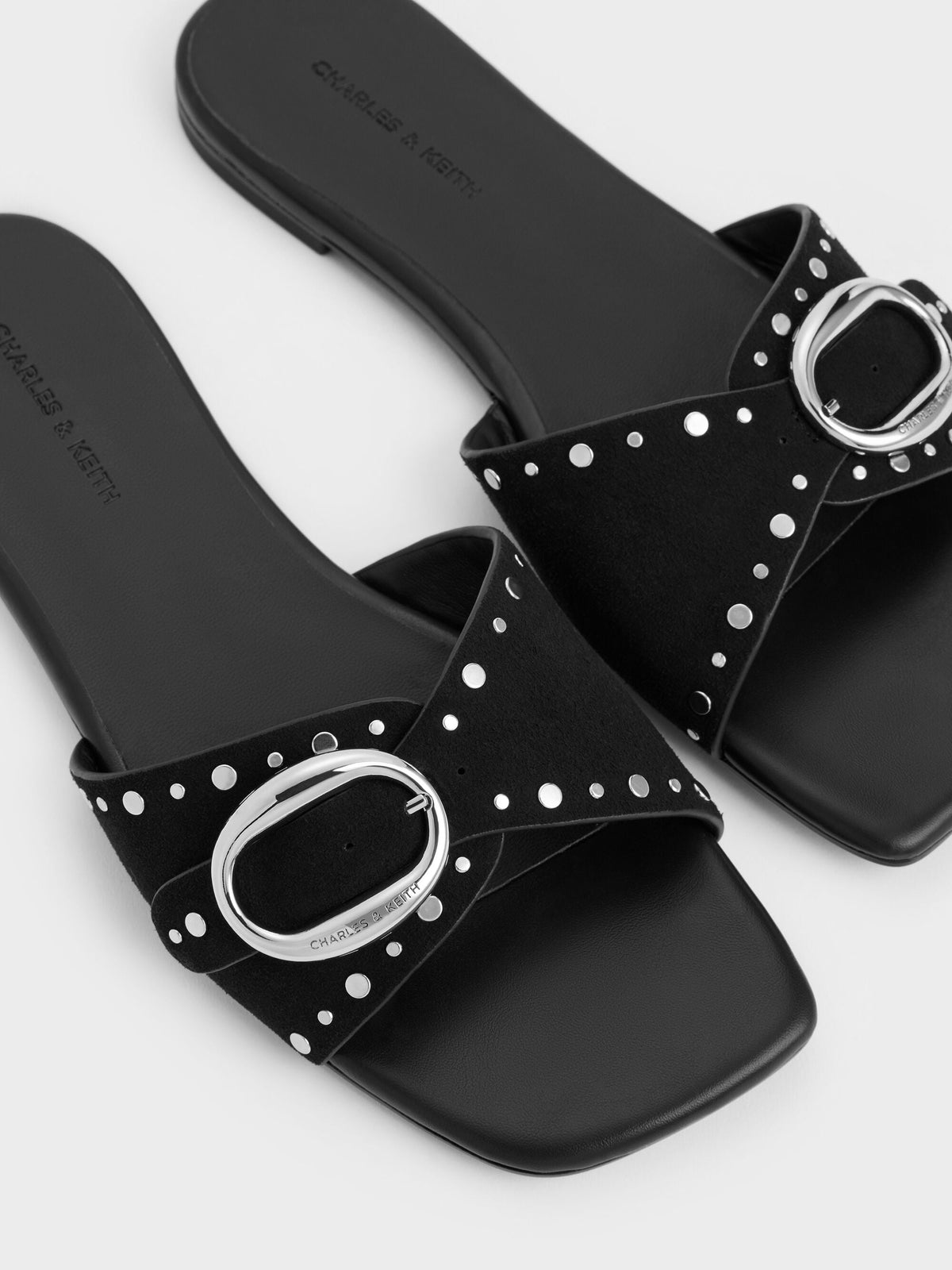 CHARLES & KEITH Latest / Studded Buckled Slide Sandals - Black