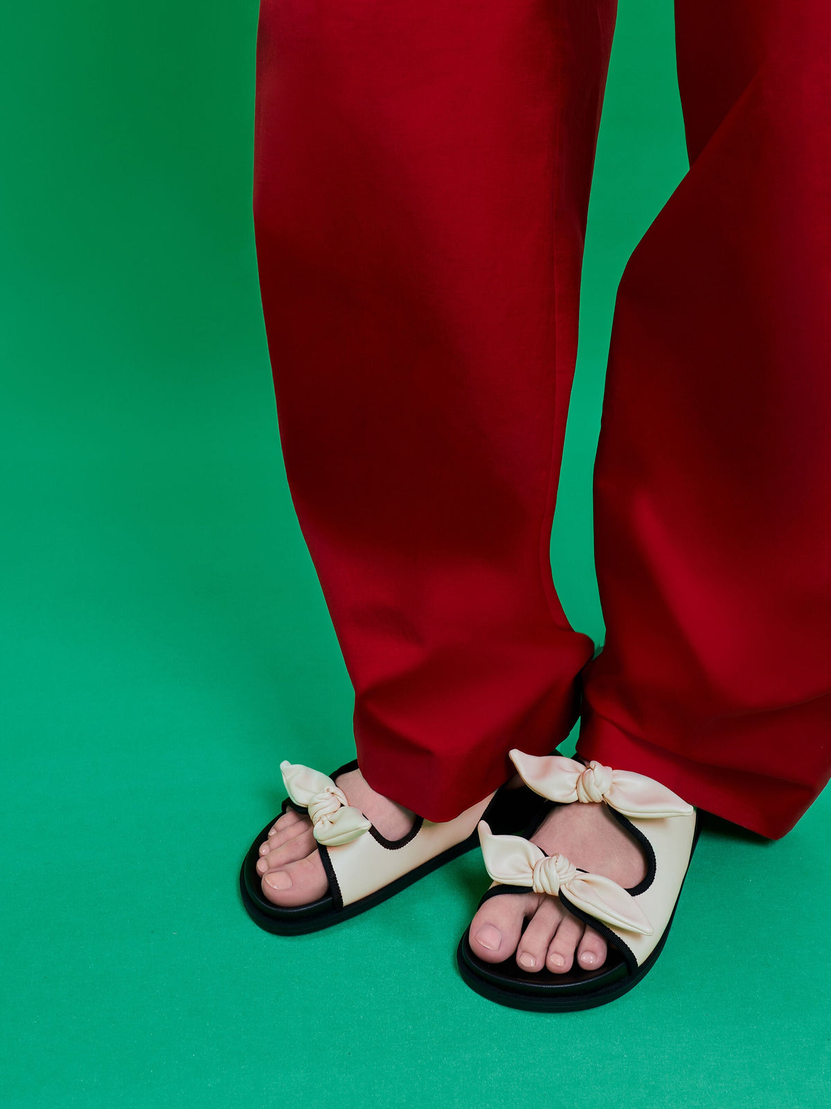 CHARLES & KEITH Great Value / Contrast-Trim Knot-Bow Slingback Sandals - Chalk
