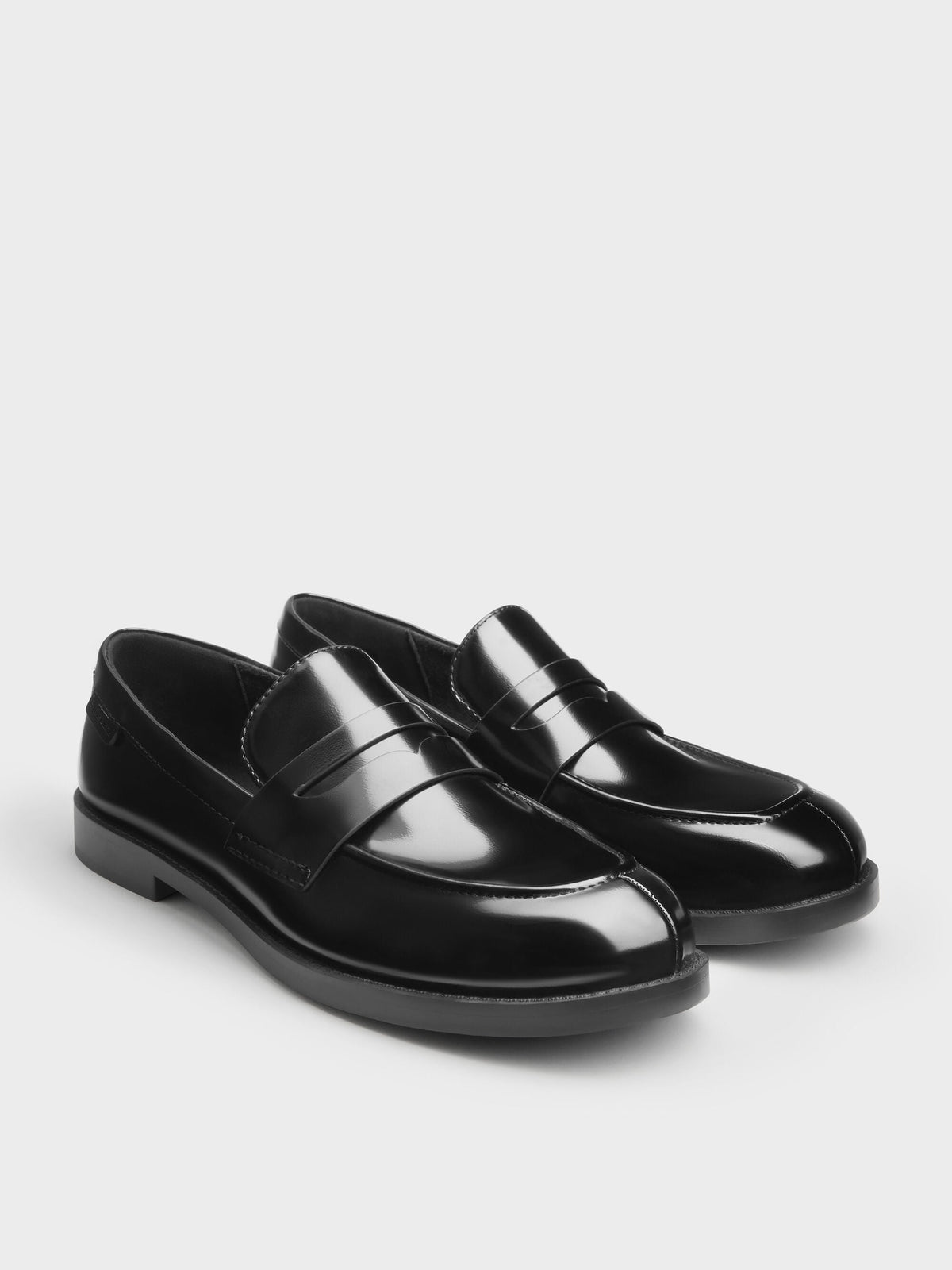 CHARLES & KEITH Smart Buy / Arven Penny Loafers - Black Box