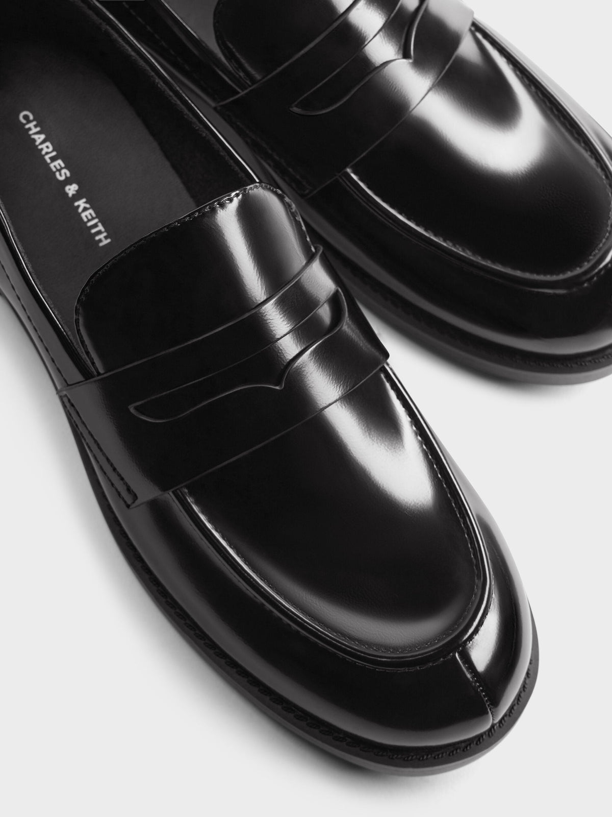 CHARLES & KEITH Smart Buy / Arven Penny Loafers - Black Box