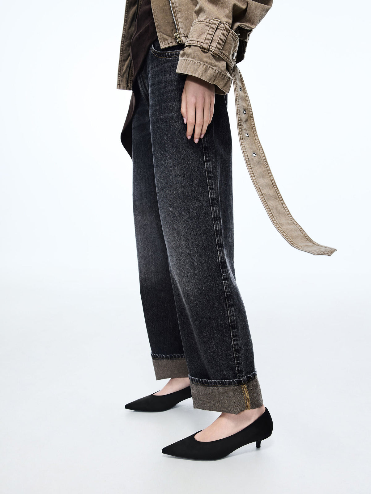 CHARLES & KEITH Featured / Emelia Faux Suede Kitten Heels - Black Textured