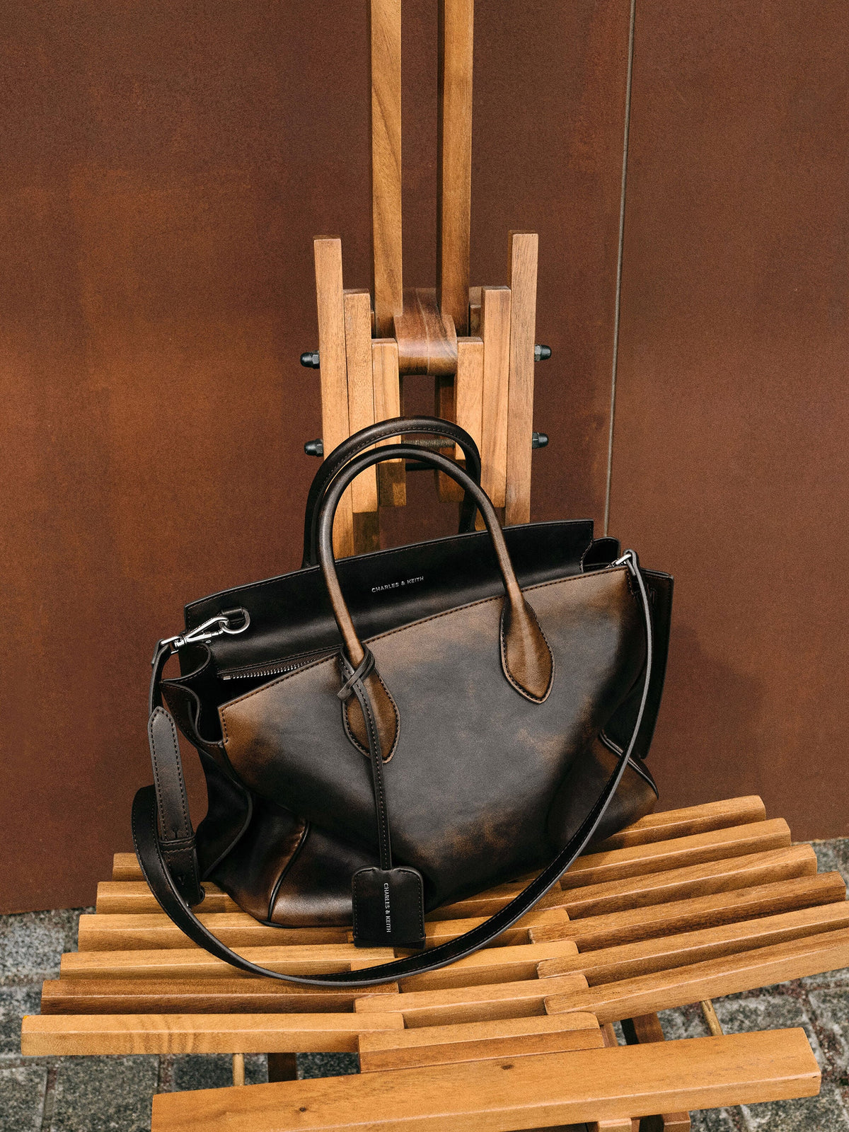 CHARLES & KEITH Signature / Large Ginevra Tote Bag - Brown