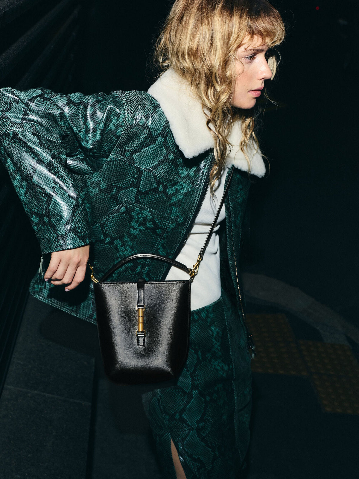 CHARLES & KEITH Popular / Cesia Metallic-Accent Bucket Bag - Black