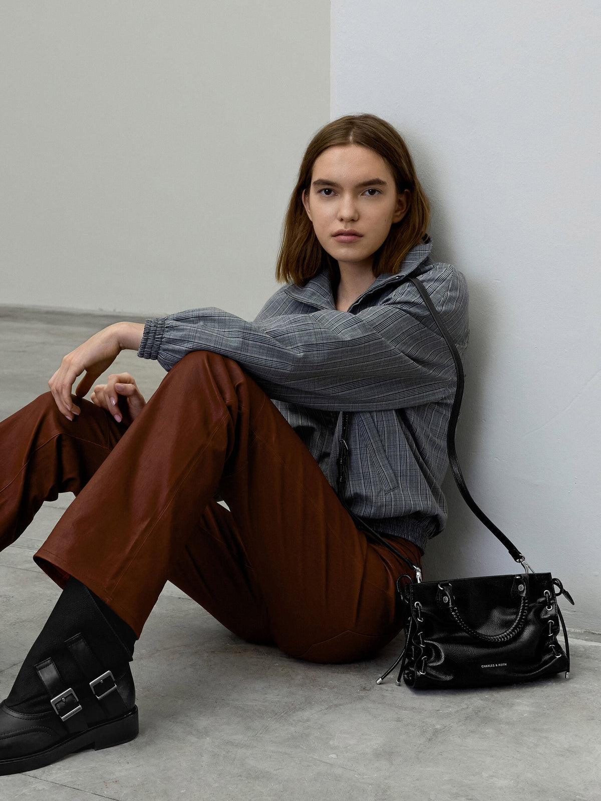 CHARLES & KEITH Special Offer / Mini Nylah Grommet Lace-Up Tote Bag - Noir
