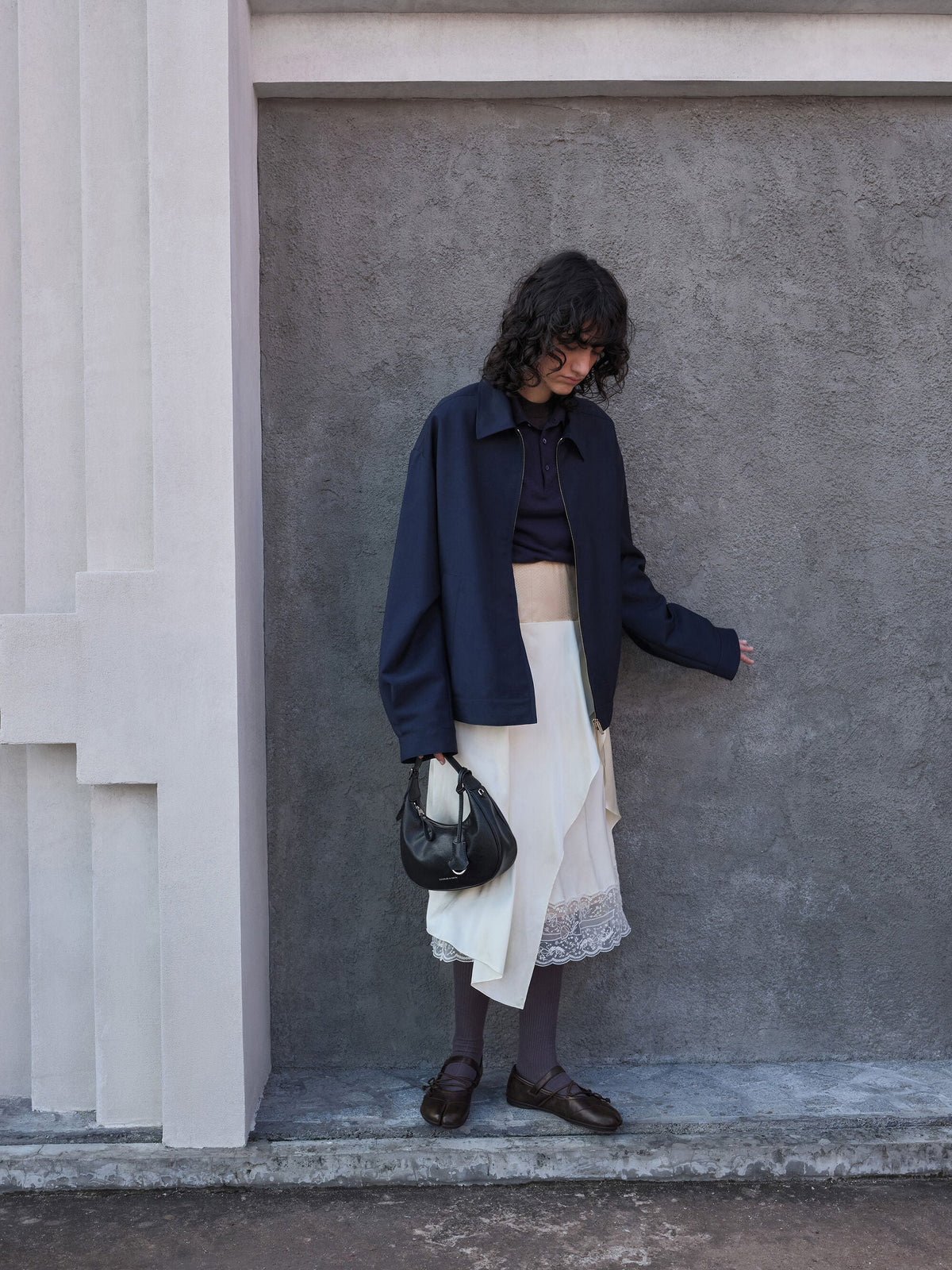 CHARLES & KEITH Top Pick / Vega Hobo Bag - Noir