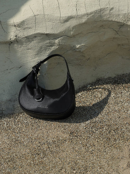 CHARLES & KEITH Top Pick / Vega Hobo Bag - Noir
