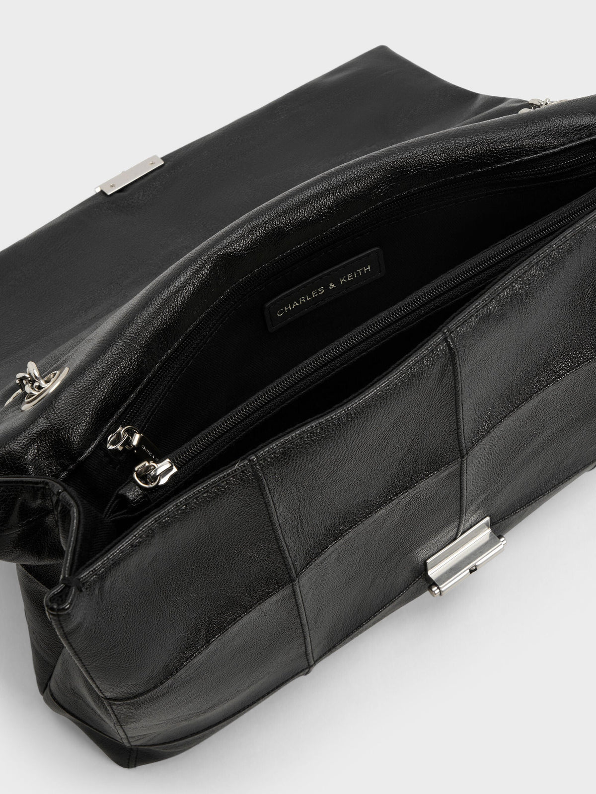 CHARLES & KEITH Smart Buy / Large Delfina Quilted Chain-Strap Shoulder Bag - Black