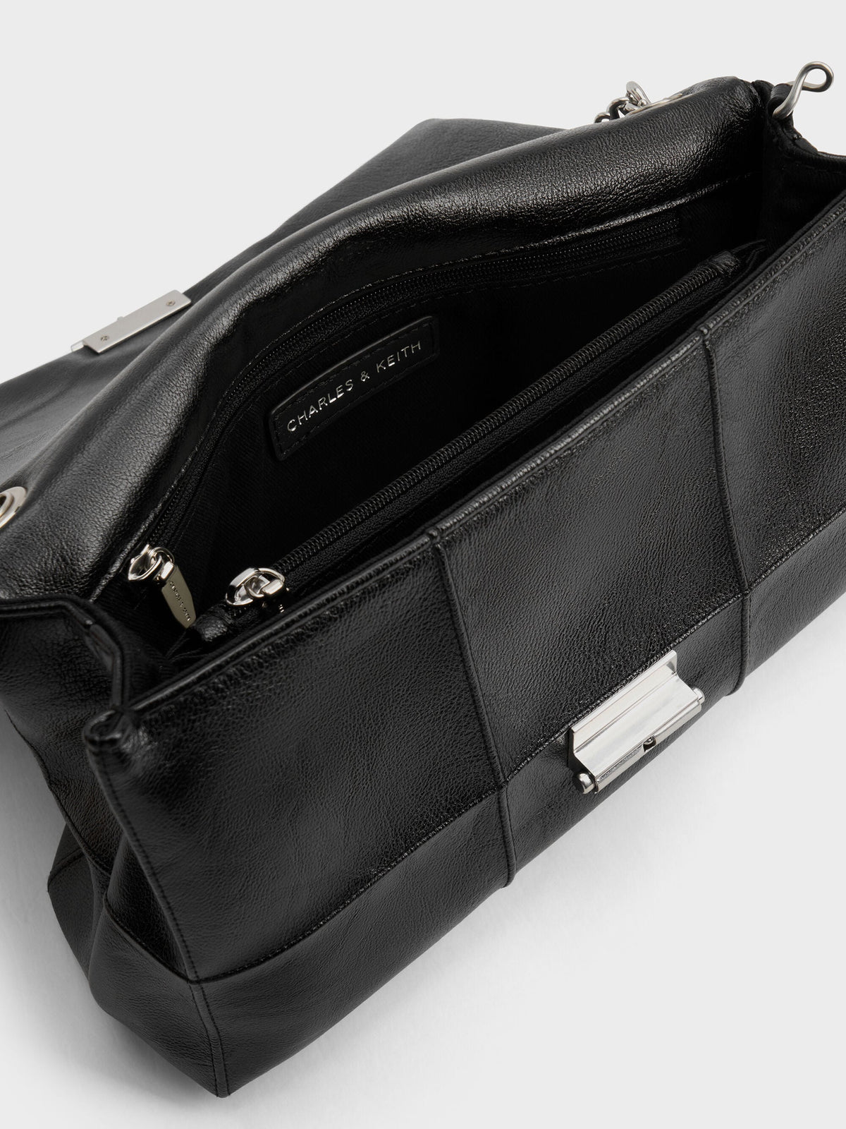 CHARLES & KEITH Essential / Delfina Quilted Chain-Strap Shoulder Bag - Black