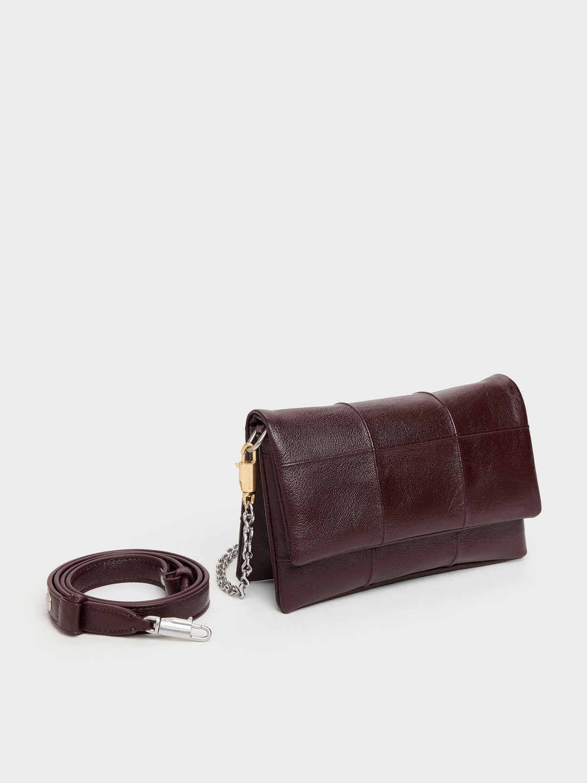 CHARLES & KEITH Discount / Delfina Quilted Wallet On Chain - Wineberry Red