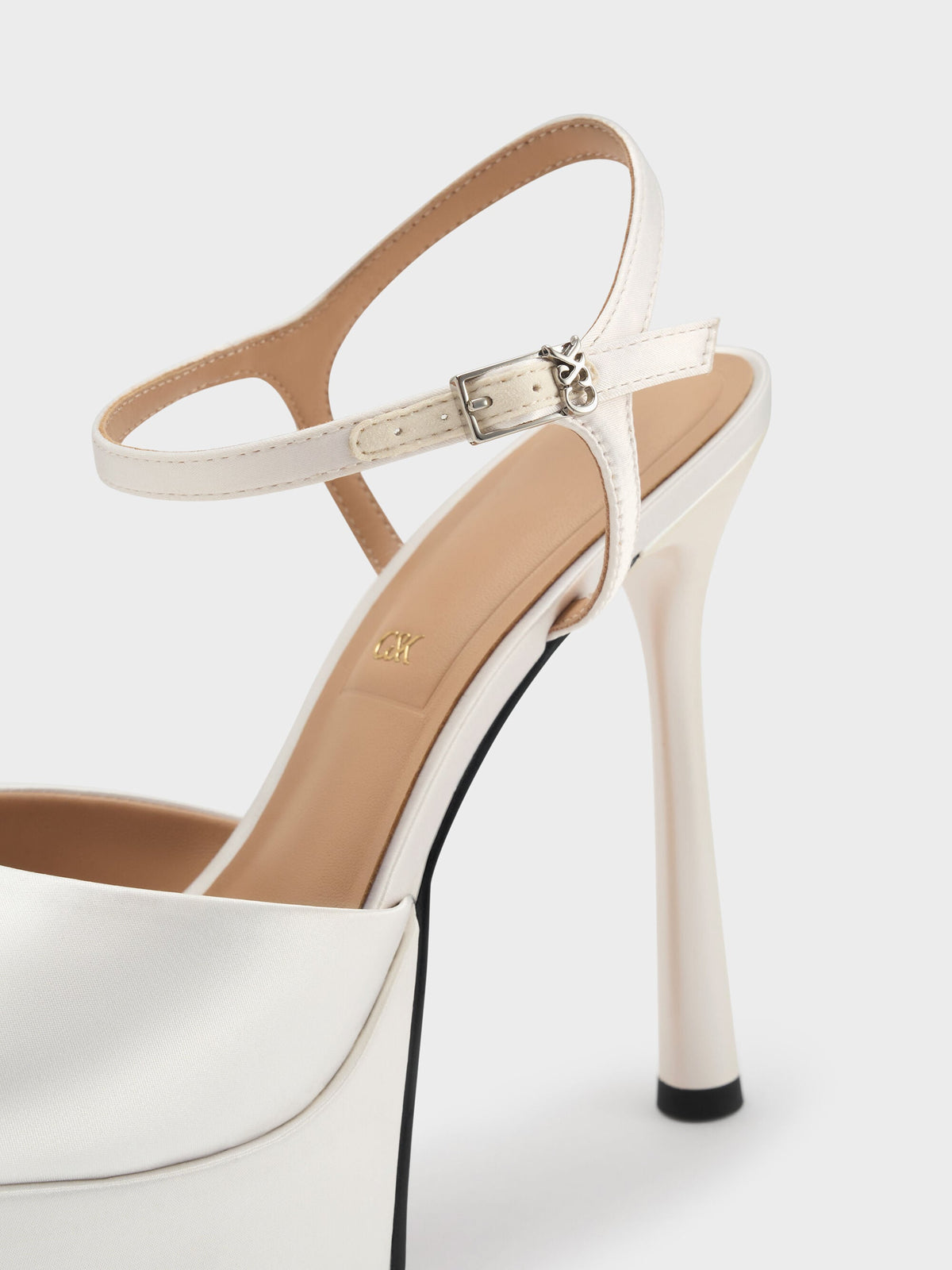 CHARLES & KEITH Signature / Francesca Peep-Toe Platform Heels - White