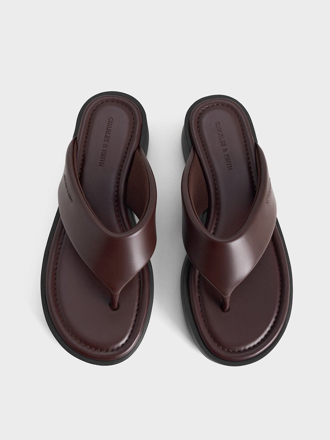 CHARLES & KEITH Recommended / V-Strap Flatform Thong Sandals - Burgundy
