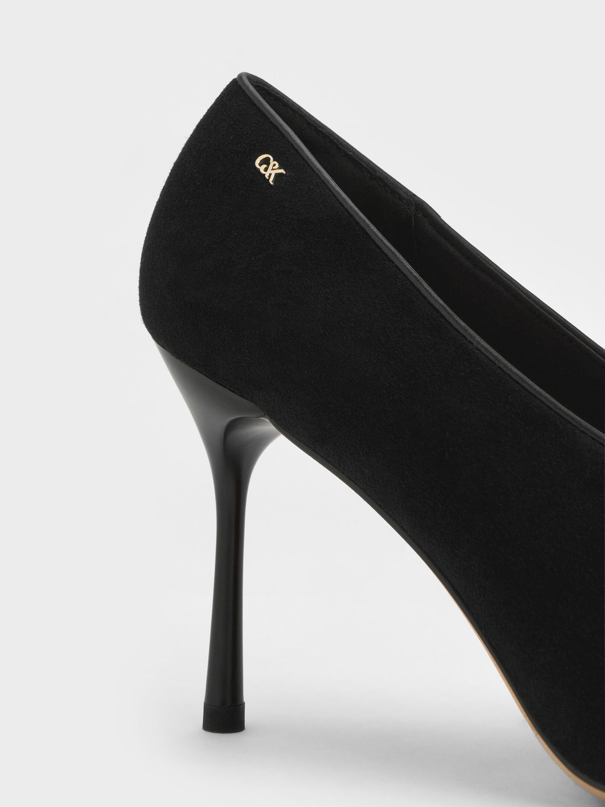 CHARLES & KEITH Classic / Leather & Suede Pointed Pumps - Black Textured