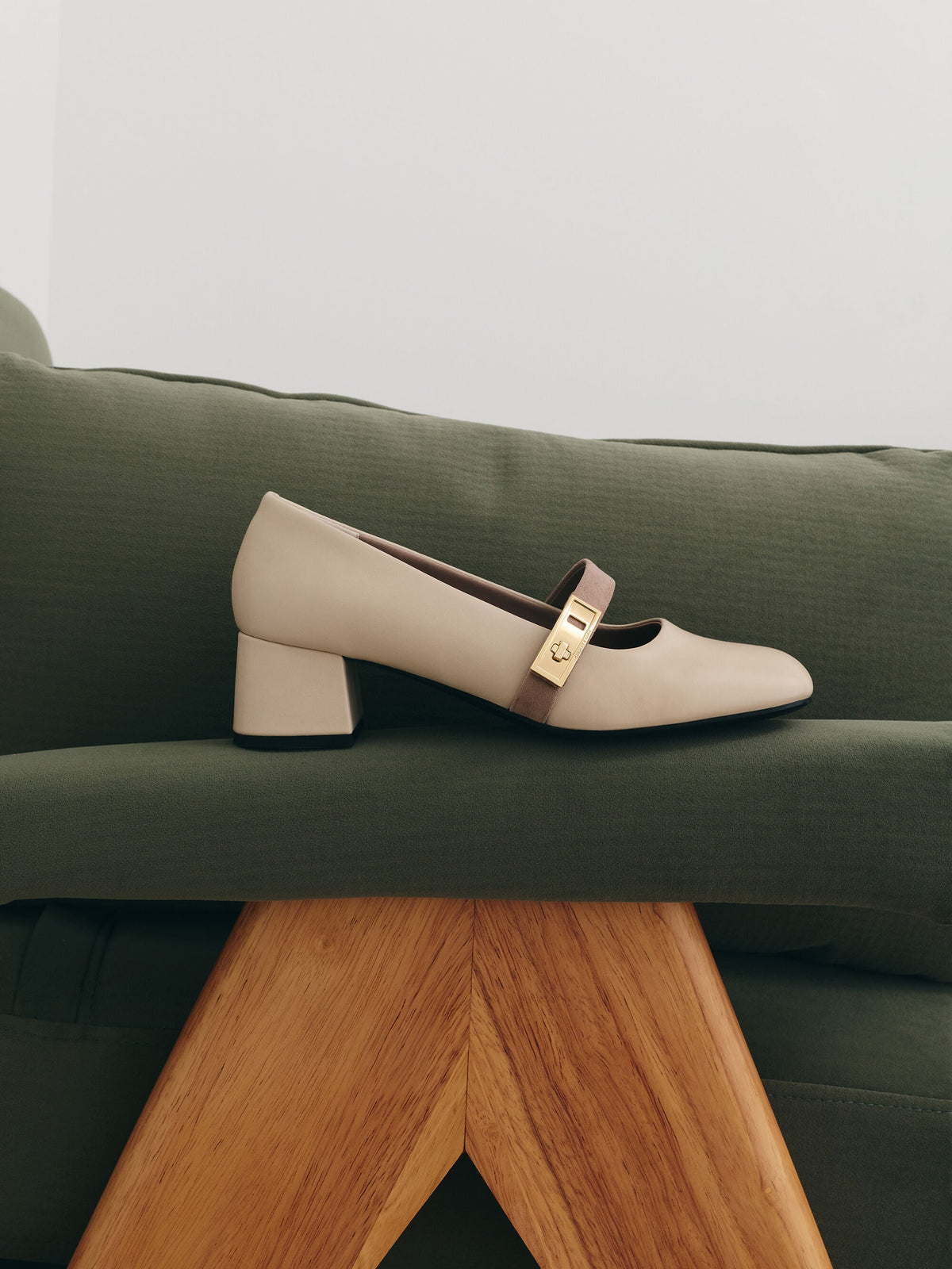 CHARLES & KEITH Best Price / Lando Two-Tone Mary Jane Pumps - Chalk