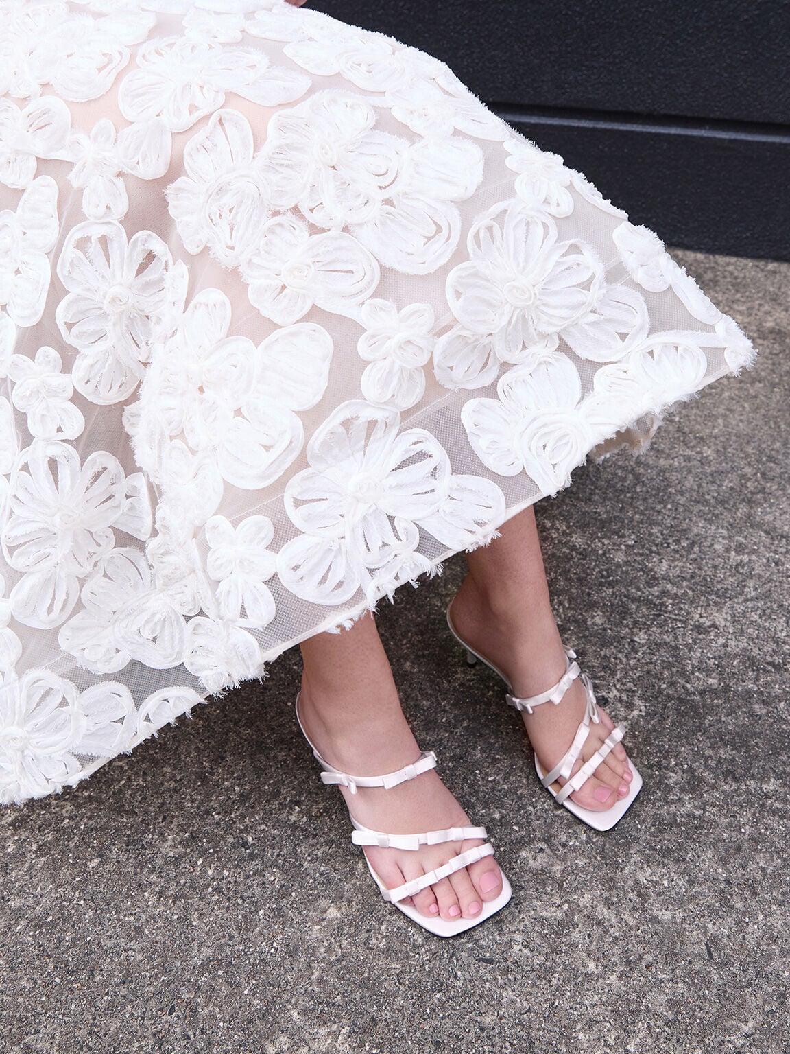 CHARLES & KEITH Special Offer / Jessy Bow Heeled Sandals - White