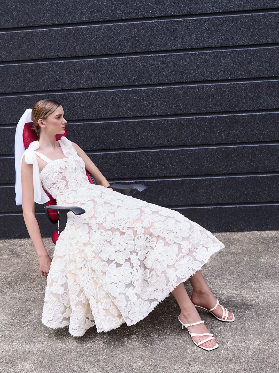 CHARLES & KEITH Special Offer / Jessy Bow Heeled Sandals - White