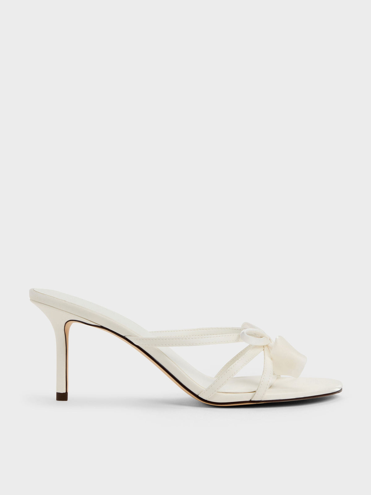 CHARLES & KEITH Trusted / Bow Flower-Pearl Heeled Mules - White