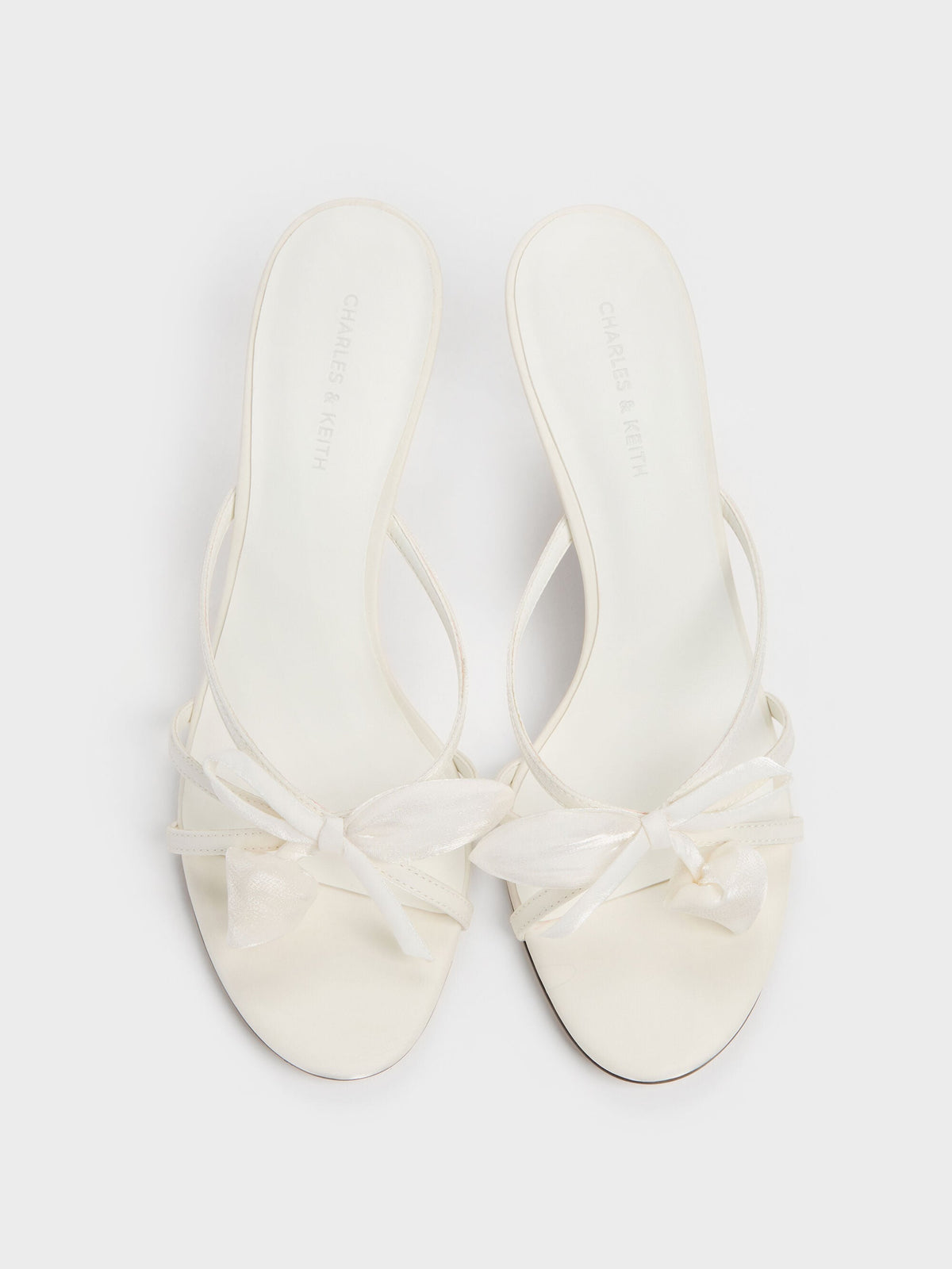 CHARLES & KEITH Trusted / Bow Flower-Pearl Heeled Mules - White