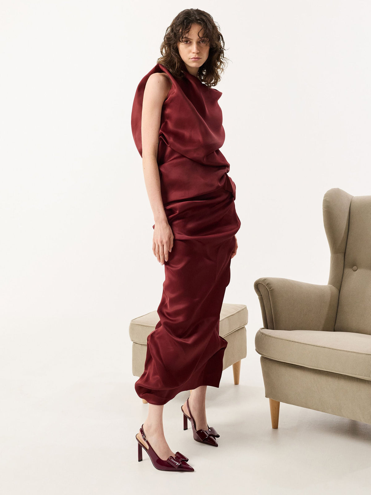 CHARLES & KEITH Deals / Lu Patent Leather Bow Slingback Pumps - Burgundy
