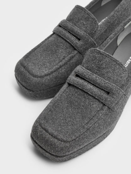 CHARLES & KEITH Top Pick / Felt Platform Penny Loafer Pumps - Grey