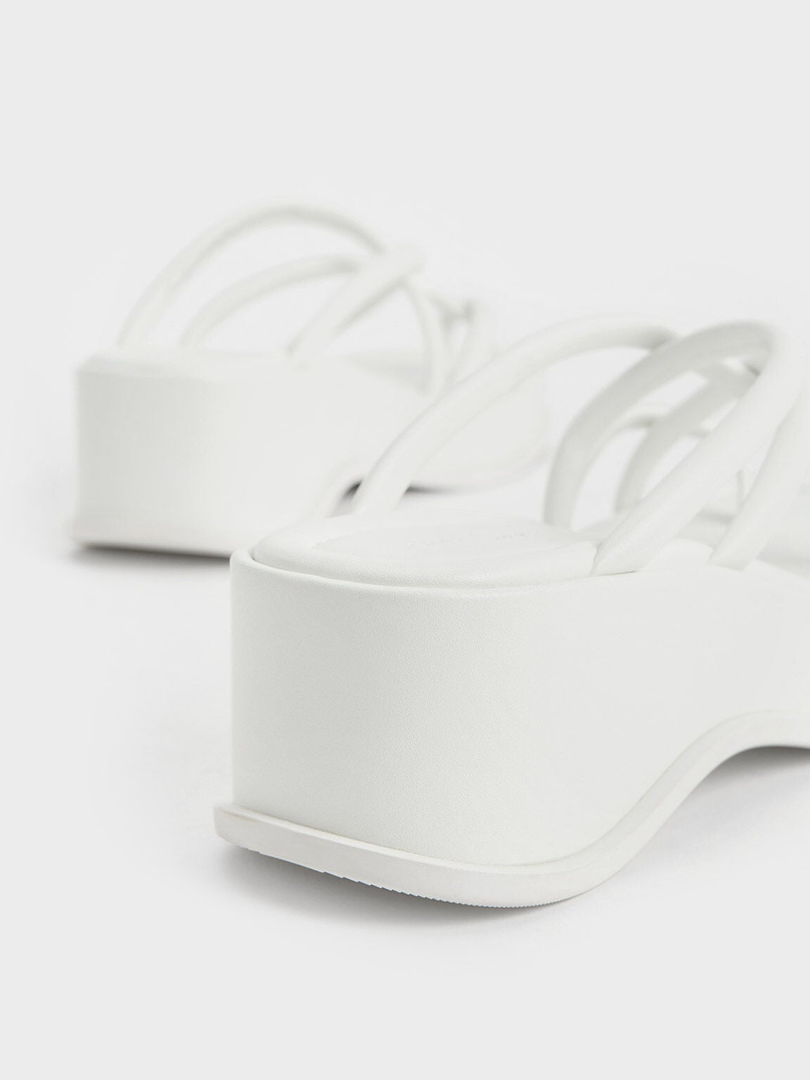 CHARLES & KEITH Value / Strappy Tubular Wedge Sandals - White