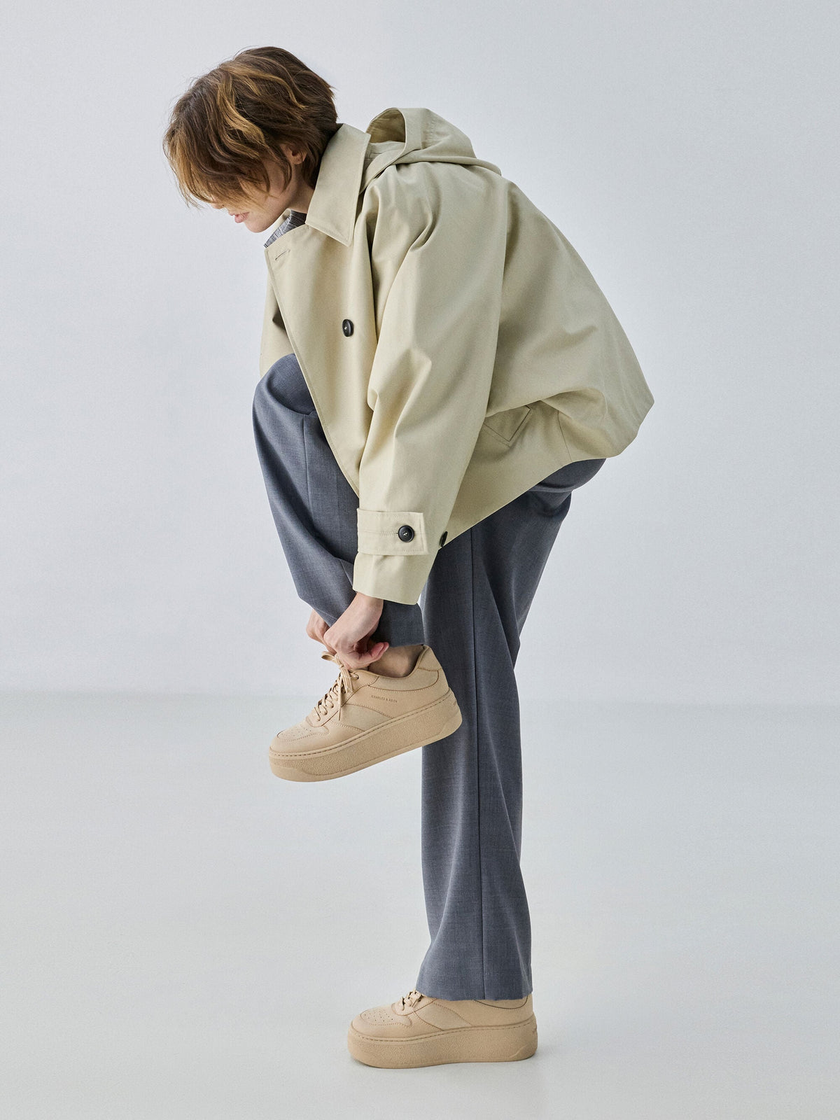 CHARLES & KEITH Recommended / Faux Suede Platform Sneakers - Beige