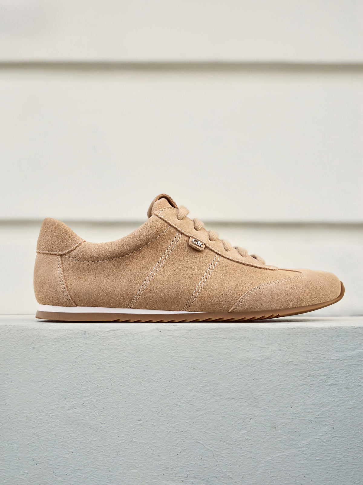 CHARLES & KEITH Signature / Jace Suede Sneakers - Beige