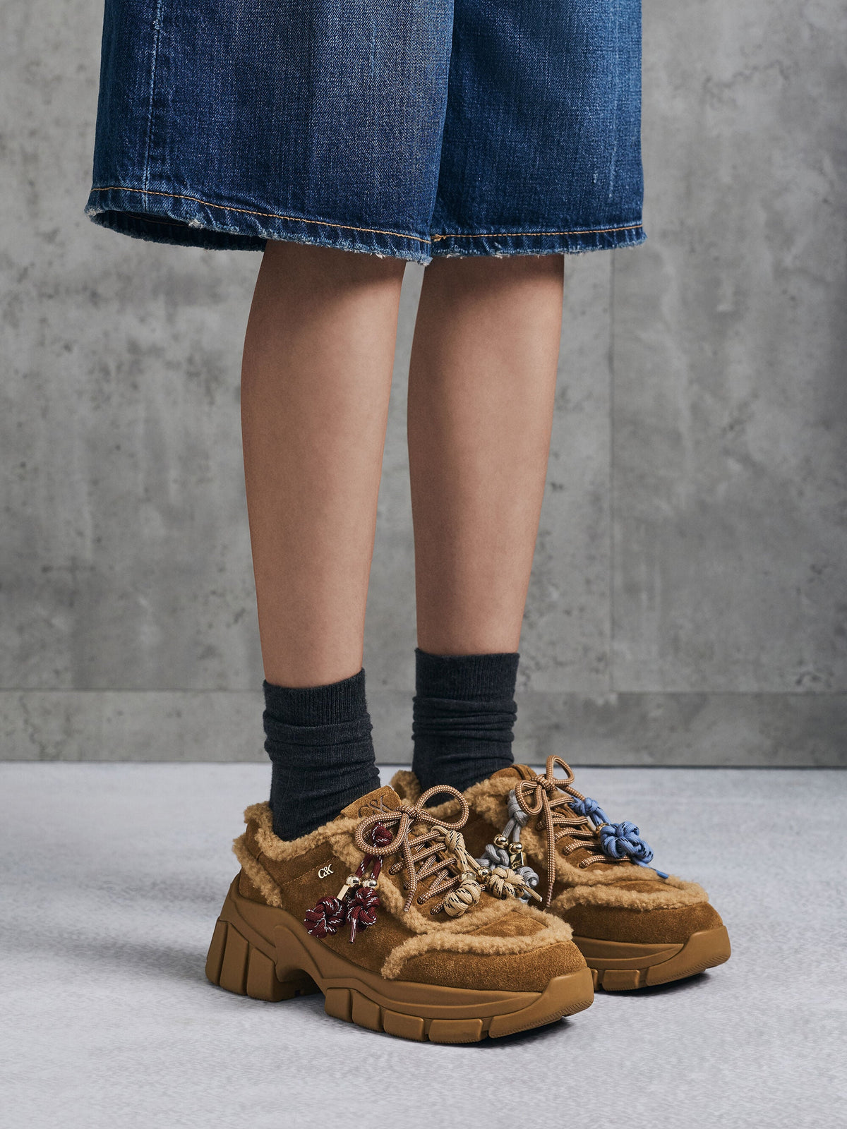CHARLES & KEITH Exclusive / Yunna Suede & Faux Shearling Chunky Sneakers - Brown