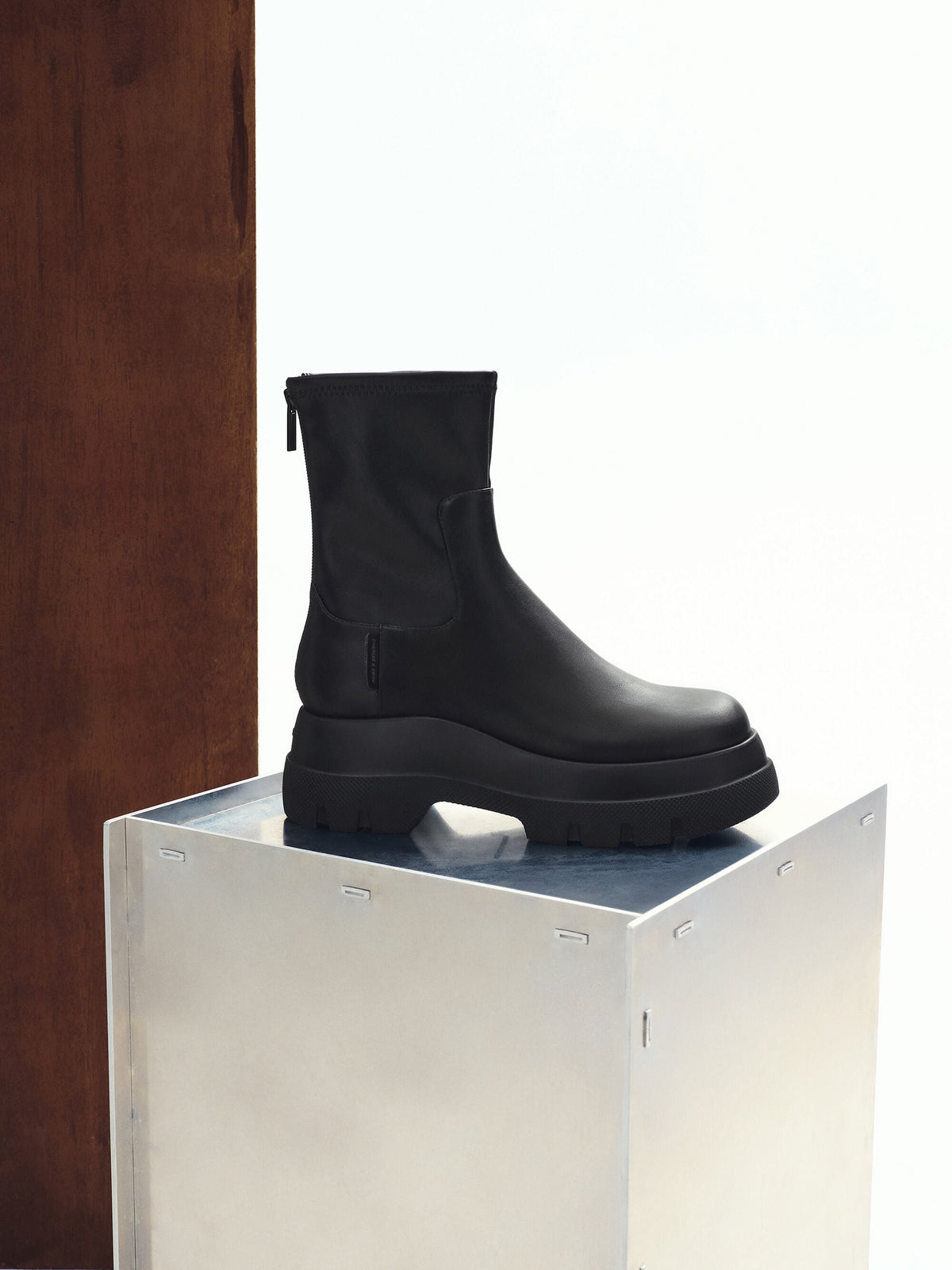 CHARLES & KEITH Special Offer / Leoi Chunky Ankle Boots - Black