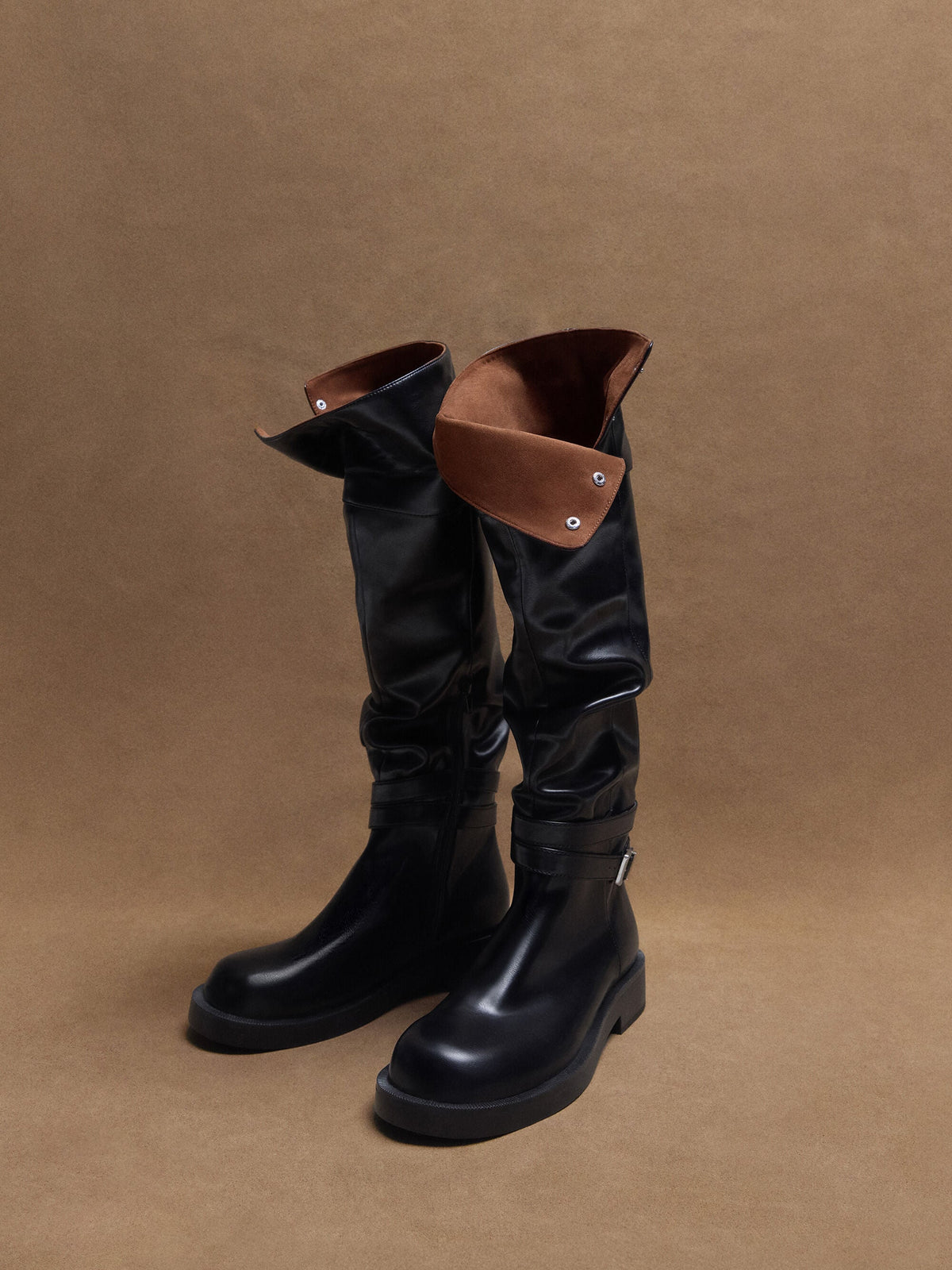 CHARLES & KEITH Everyday / Eilis Thigh-High Boots - Black