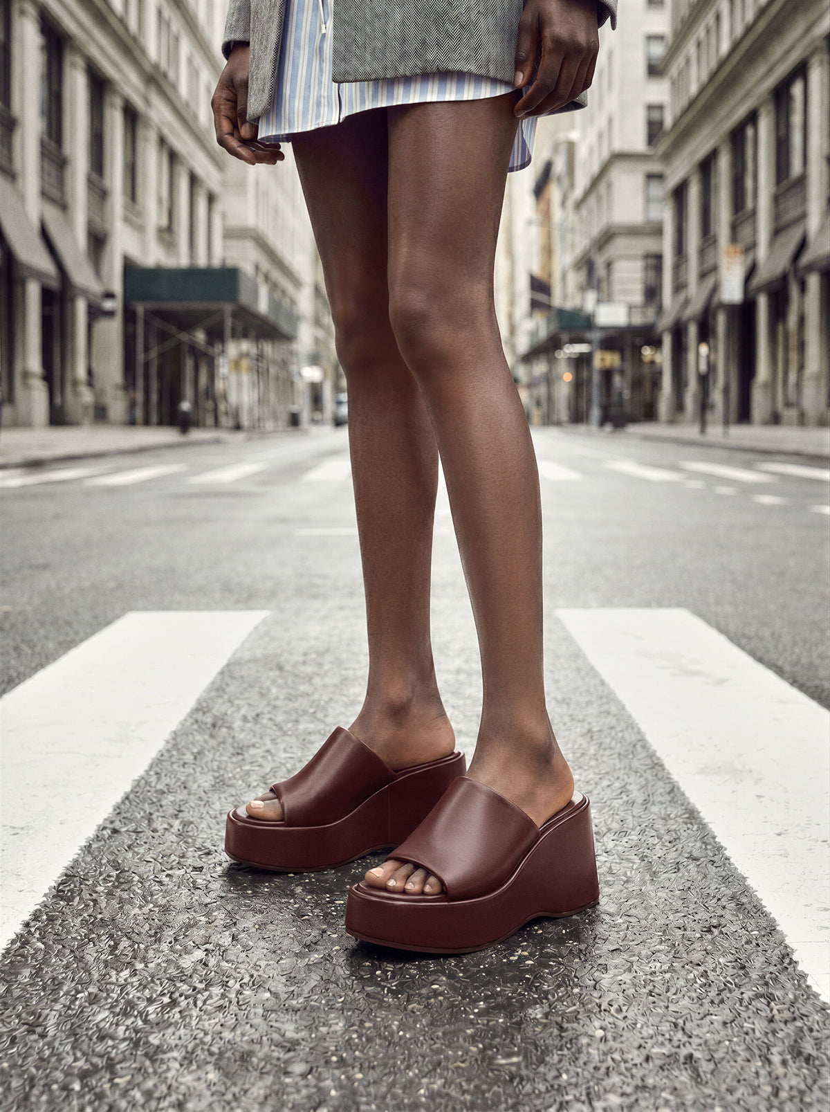 CHARLES & KEITH Popular / Wide-Strap Platform Wedges - Burgundy