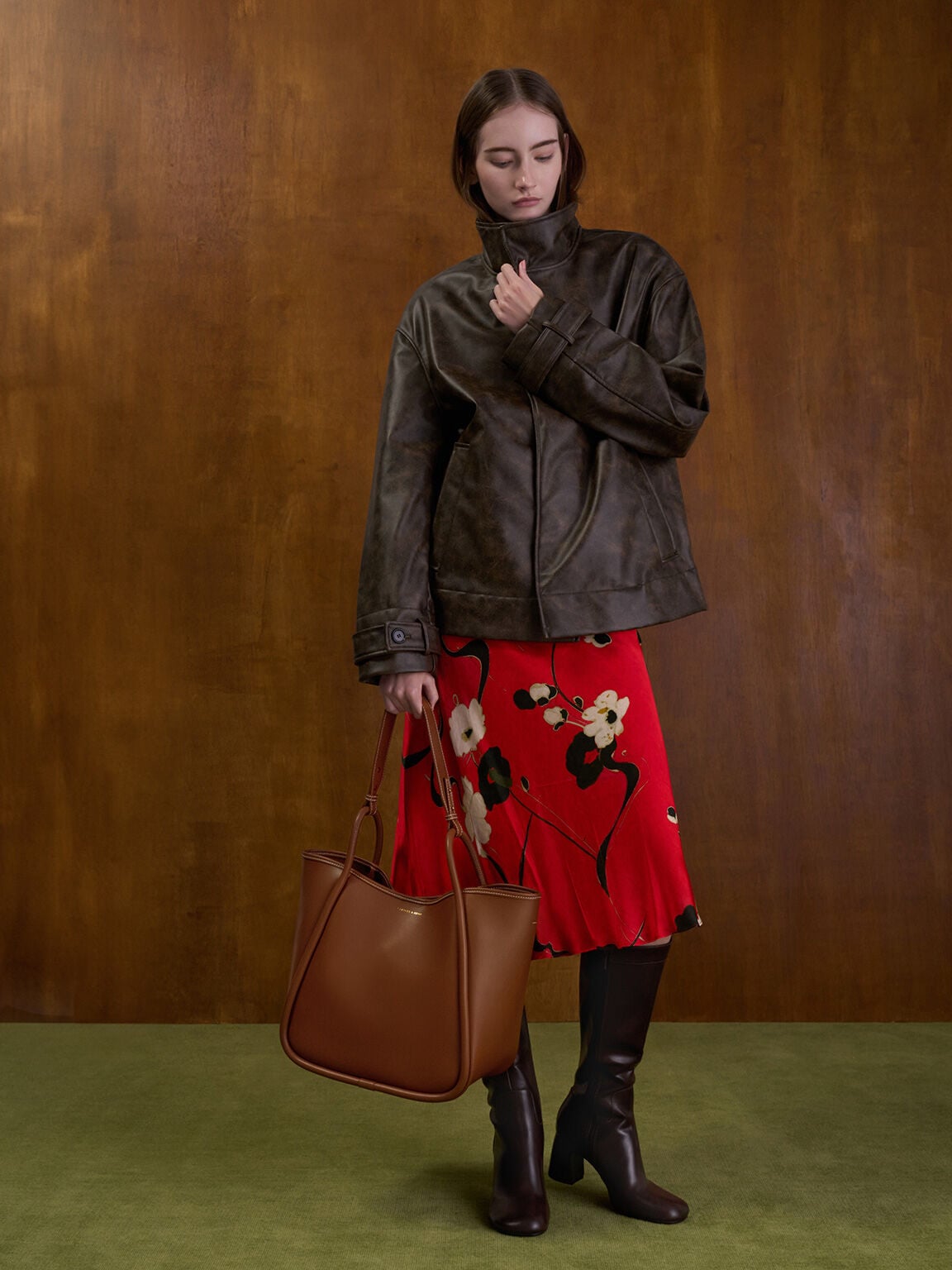 CHARLES & KEITH Classic / Lyla Tubular Slouchy Tote Bag - Chocolate