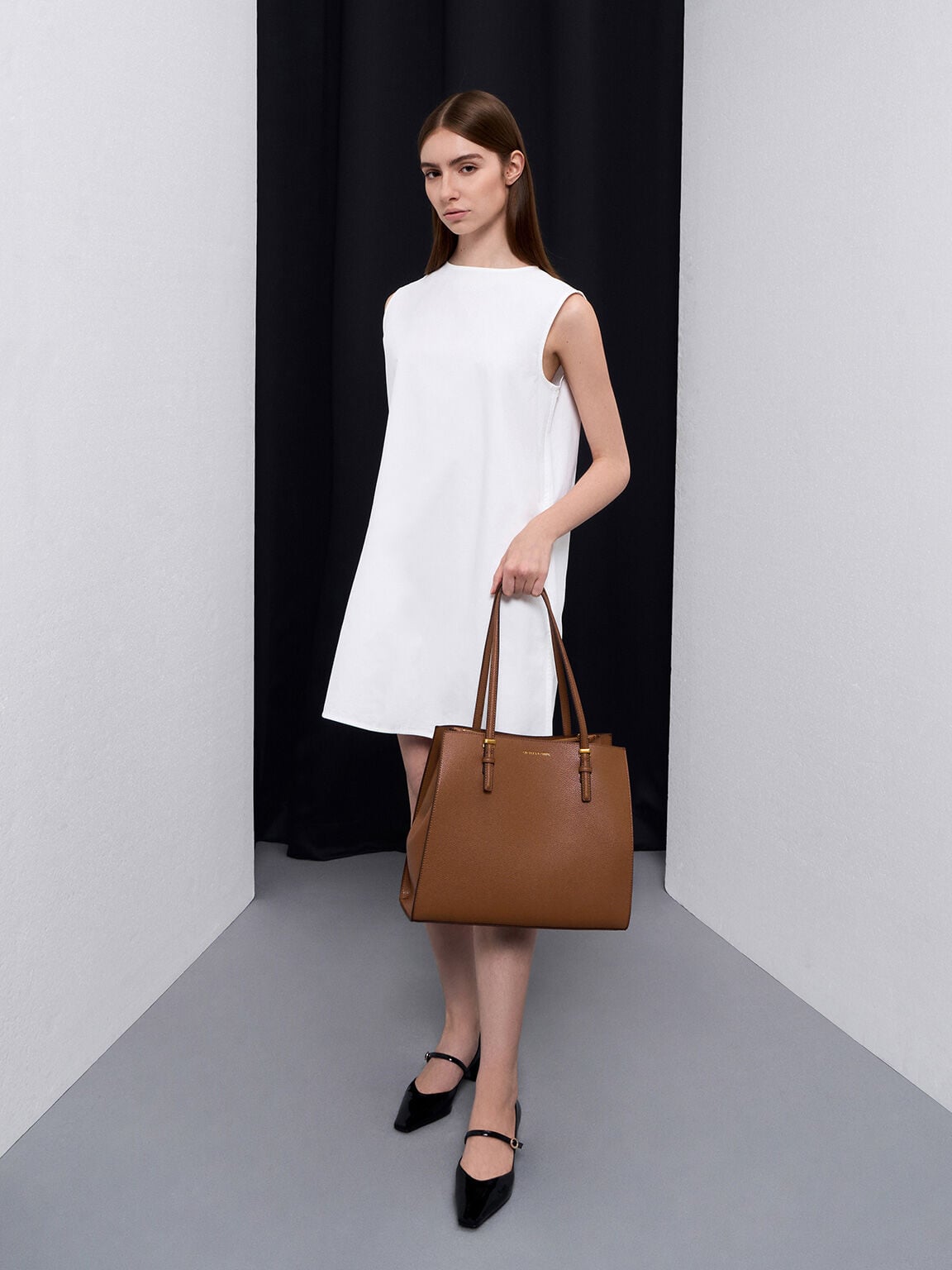 CHARLES & KEITH Featured / Sansa Tote Bag - Chocolate