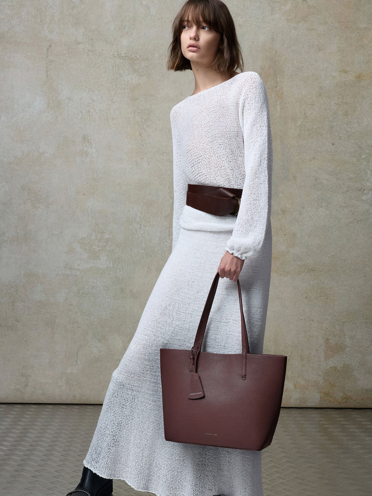 CHARLES & KEITH Best Seller / Beryl Tote Bag - Wineberry Red