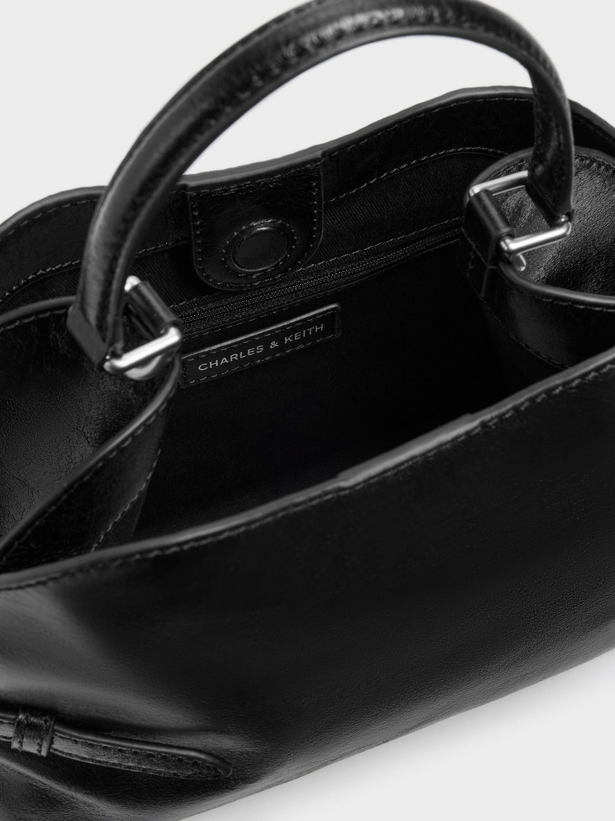 CHARLES & KEITH Deals / Delfina Chain Side-Belt Tote Bag - Noir