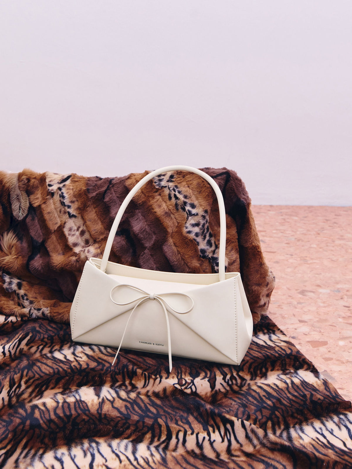 CHARLES & KEITH Recommended / Hazel Bow Panelled Shoulder Bag - Cream