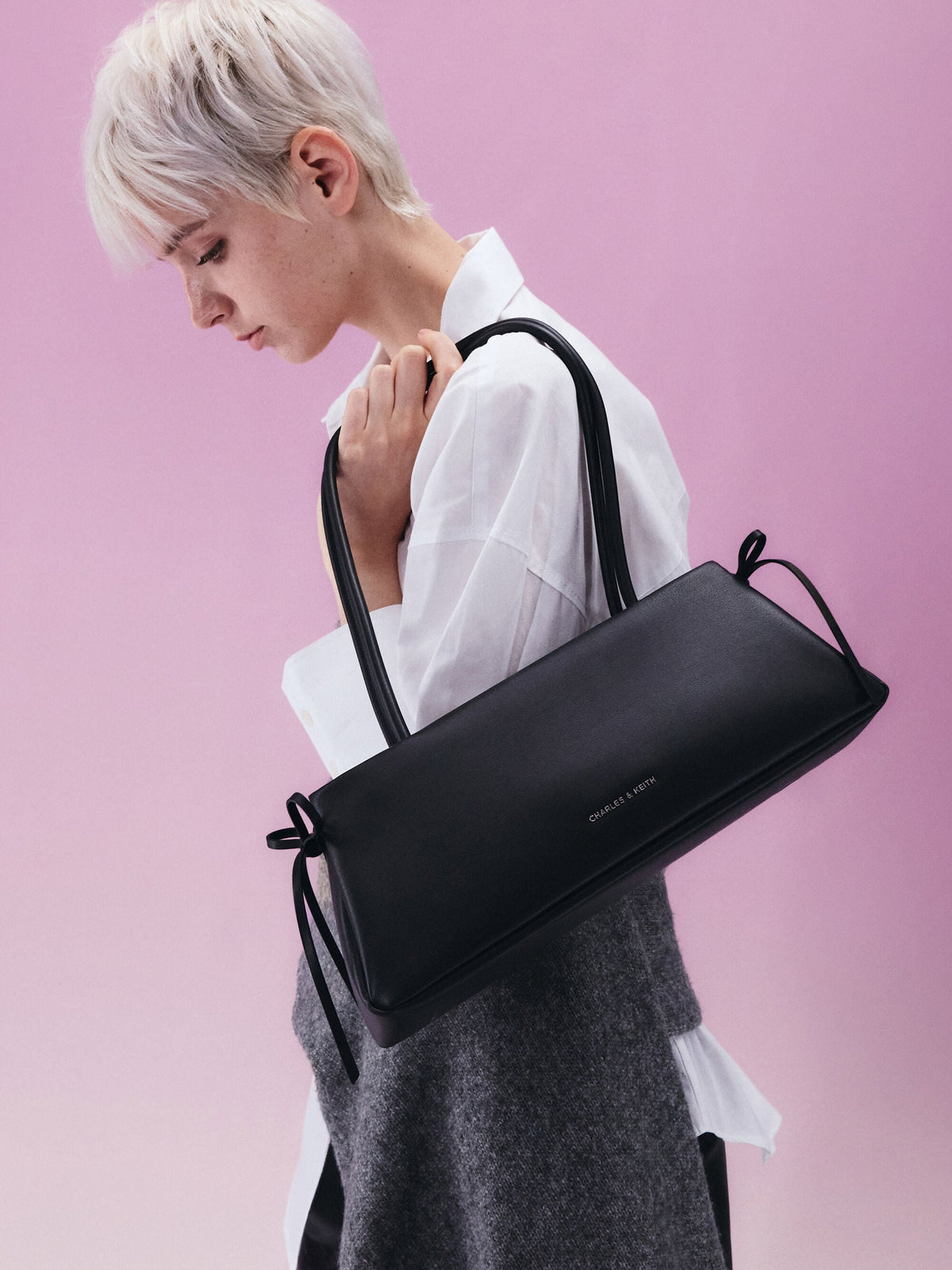 CHARLES & KEITH Great Value / Hazel Bow Shoulder Bag - Noir