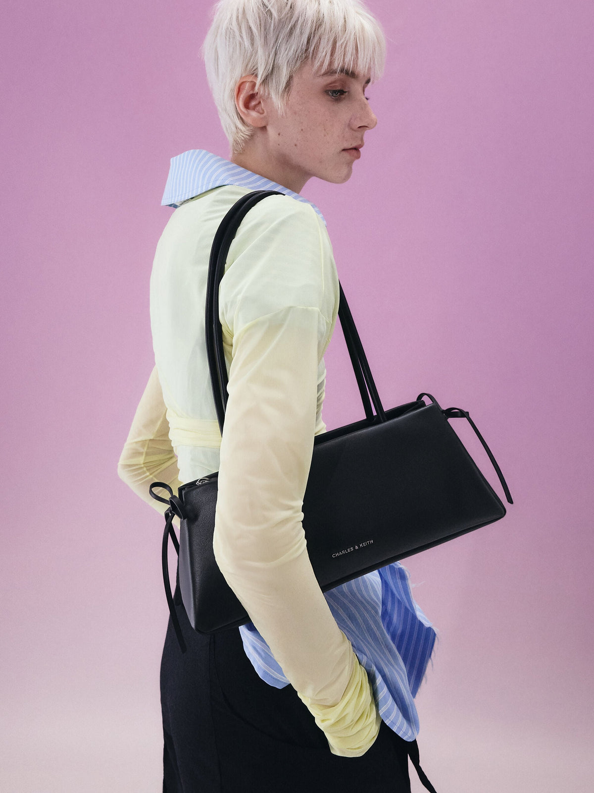 CHARLES & KEITH Great Value / Hazel Bow Shoulder Bag - Noir