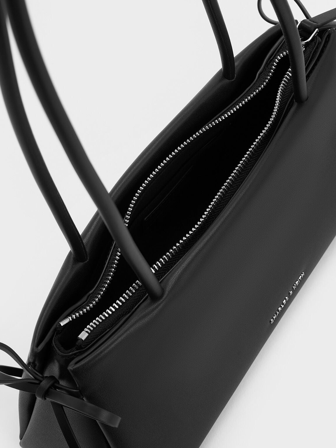 CHARLES & KEITH Great Value / Hazel Bow Shoulder Bag - Noir