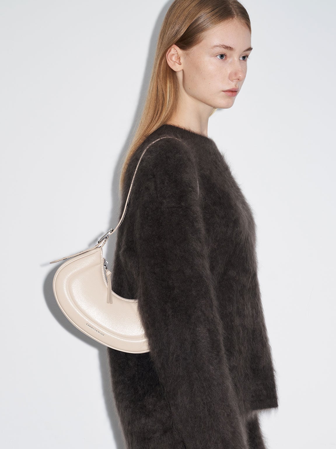 CHARLES & KEITH Popular / Petra Curved Shoulder Bag - Oat