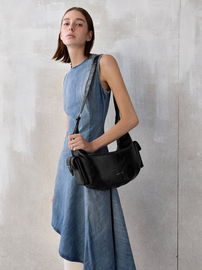 CHARLES & KEITH Best Seller / Large Bessie Side-Pocket Hobo Bag - Noir