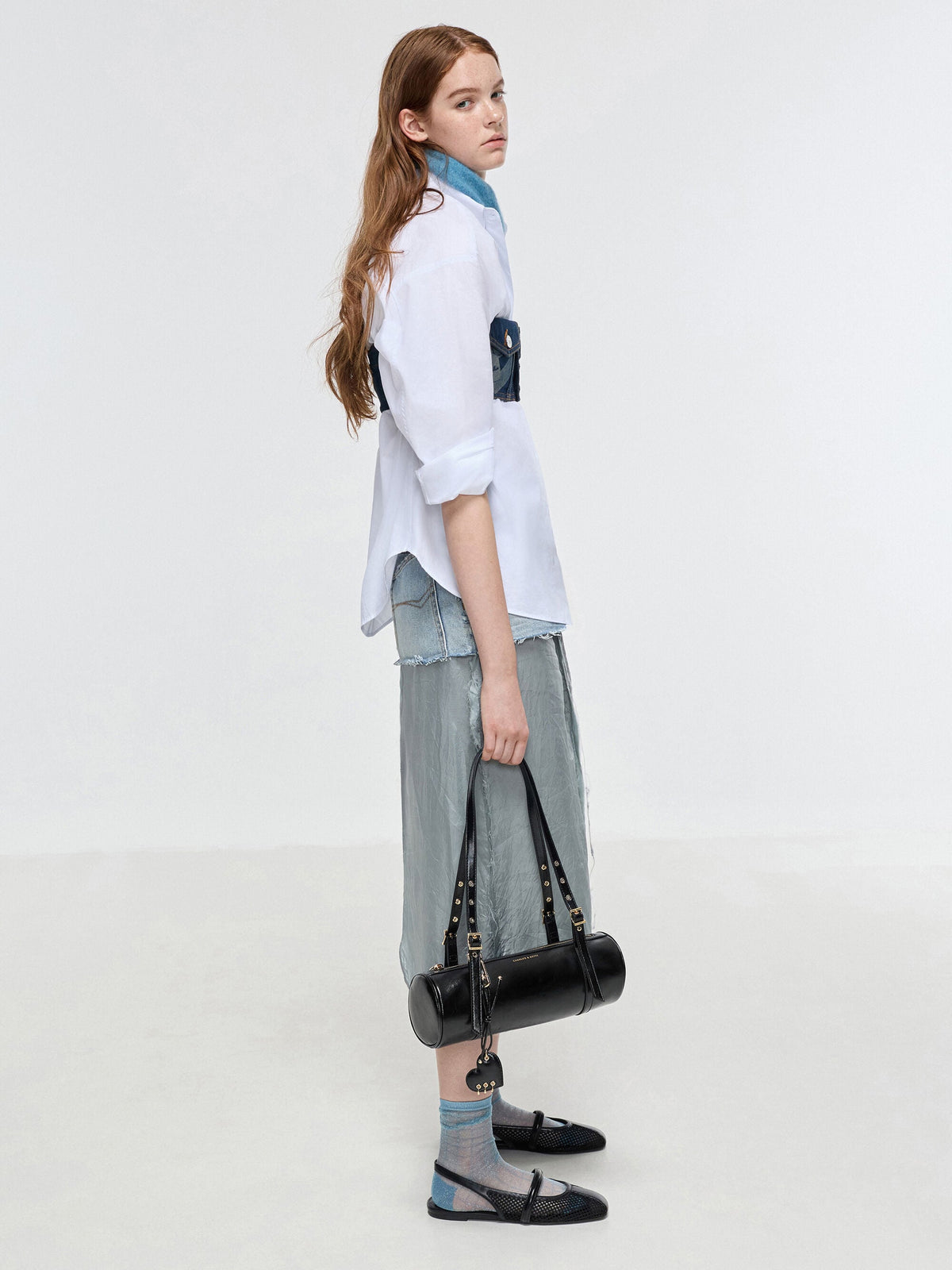 CHARLES & KEITH Hot Sale / Rey Elongated Shoulder Bag - Black